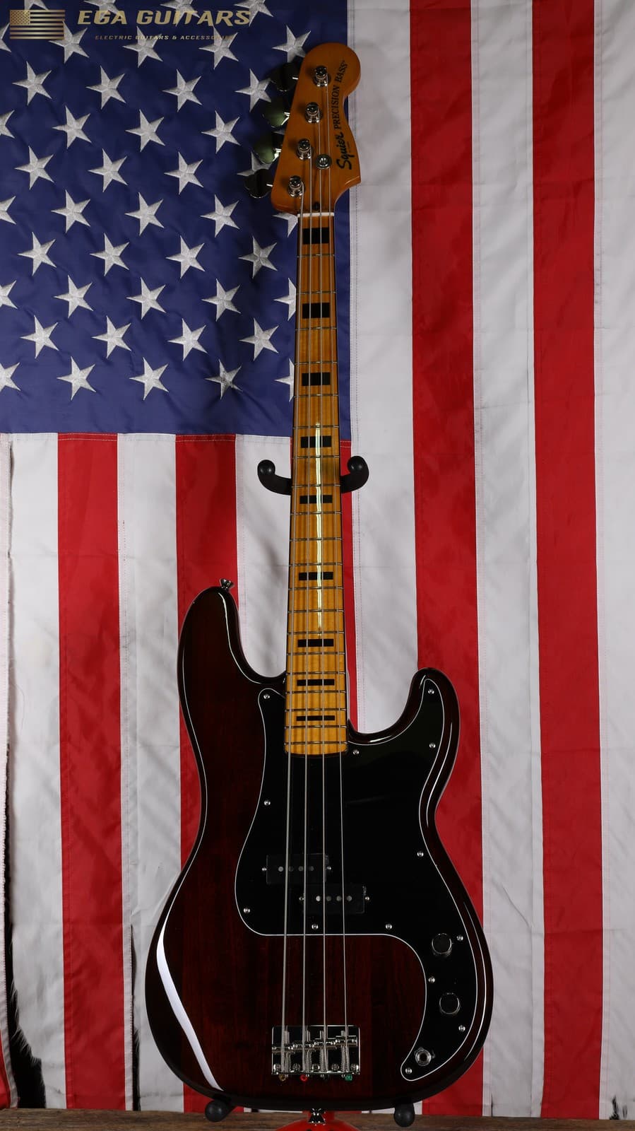 Squier Classic Vibe '70s Precision Bass - Walnut