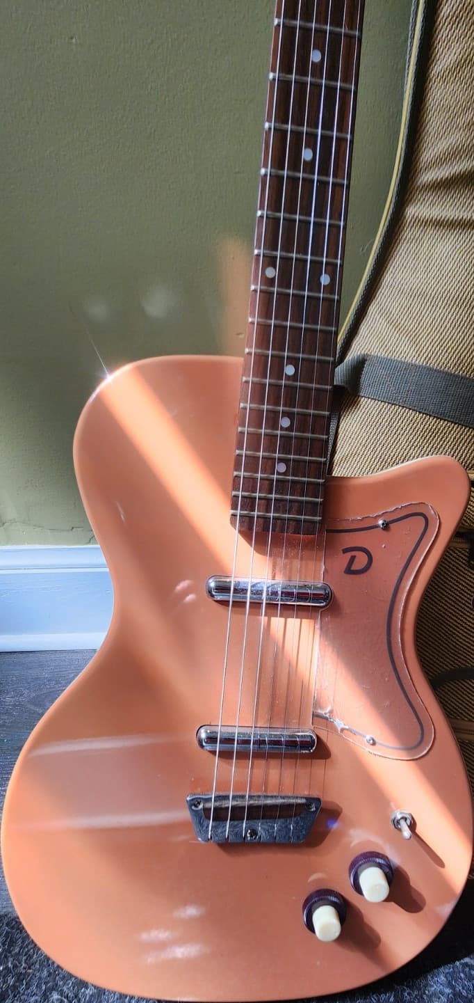 Danelectro Electric Guitar Peach Solid Body 6 String Right-Handed with Gig Bag