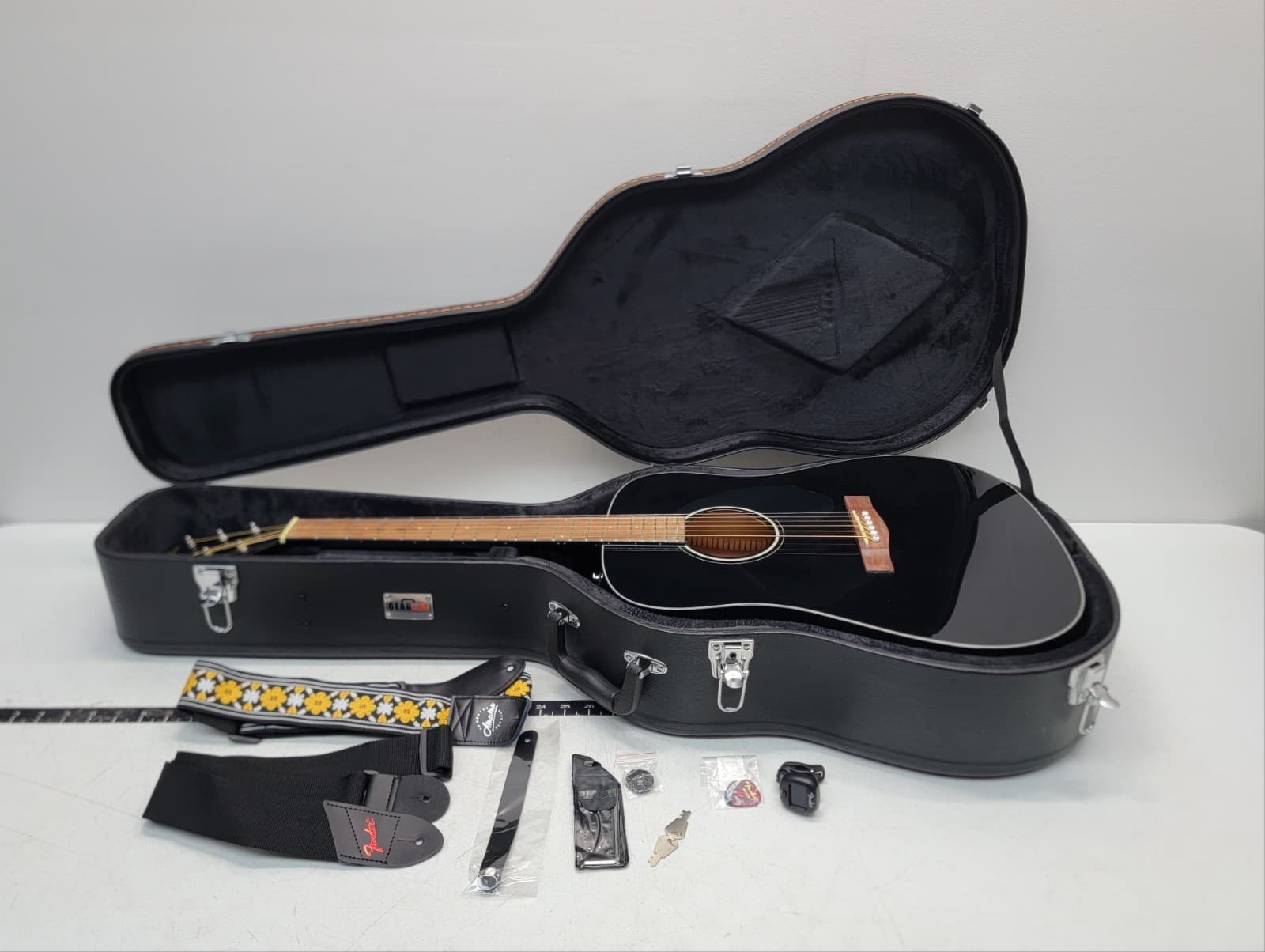 Fender CD-60S Dreadnought Acoustic Guitar - Black