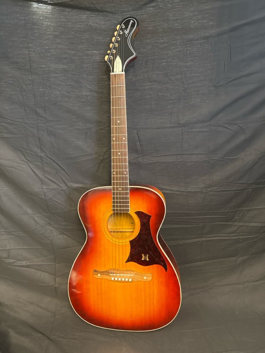 HARMONY GUITARS H-167 ACOUSTIC GUITAR (B26004222)