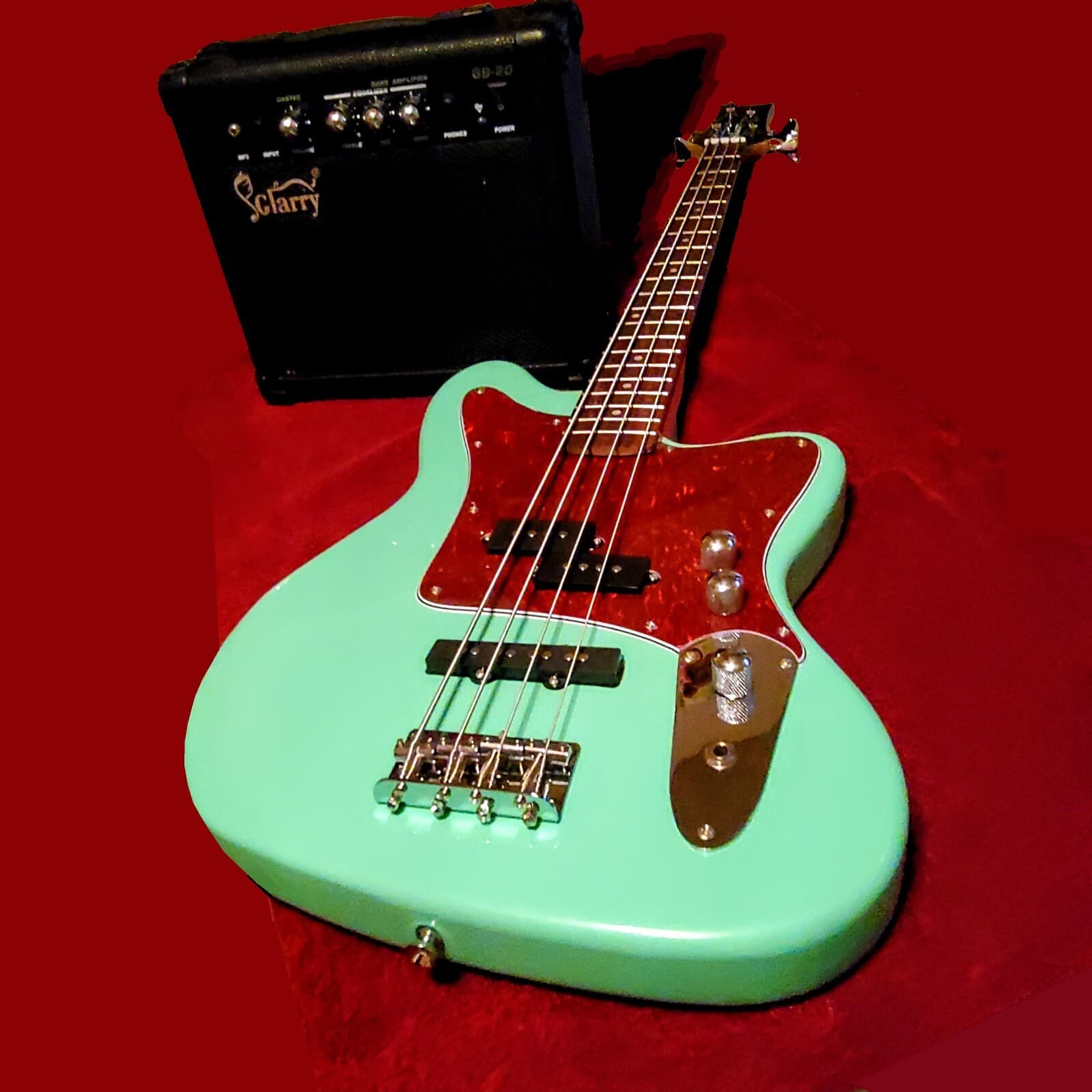 🎸NEW WINTER SPECIAL!🎸+AMP! I Style Electric Bass Guitar +P & Jazz Style Pups!