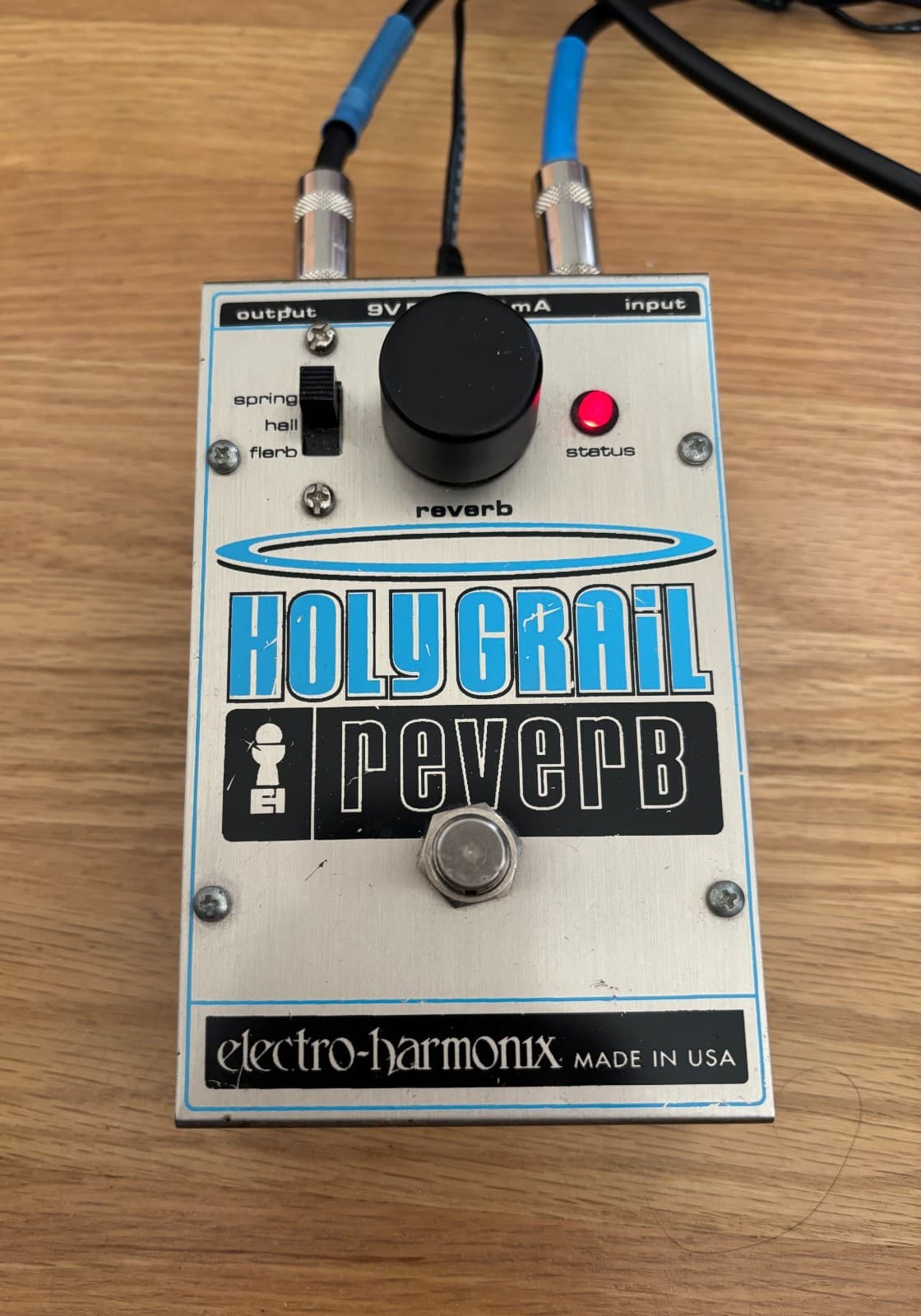 Electro-Harmonix (EHX) - Holy Grail Reverb guitar pedal - V1 Big Box