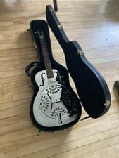 Dobro resonator model H33 round neck guitar. Exc condition!