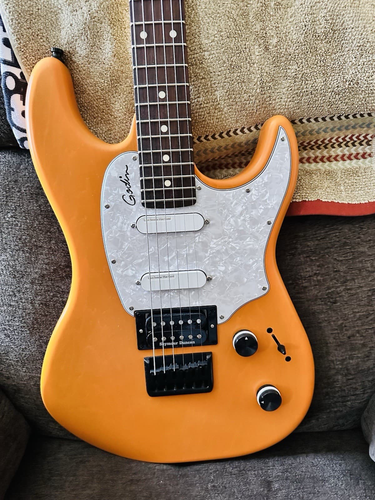 ‘21 Godin | Session R-HT Pro | Canada | Retro Orange 🍊 | Mint!