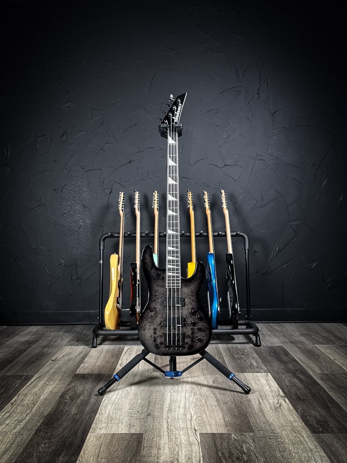 Jackson JS3P Concert Bass - Transparent Black