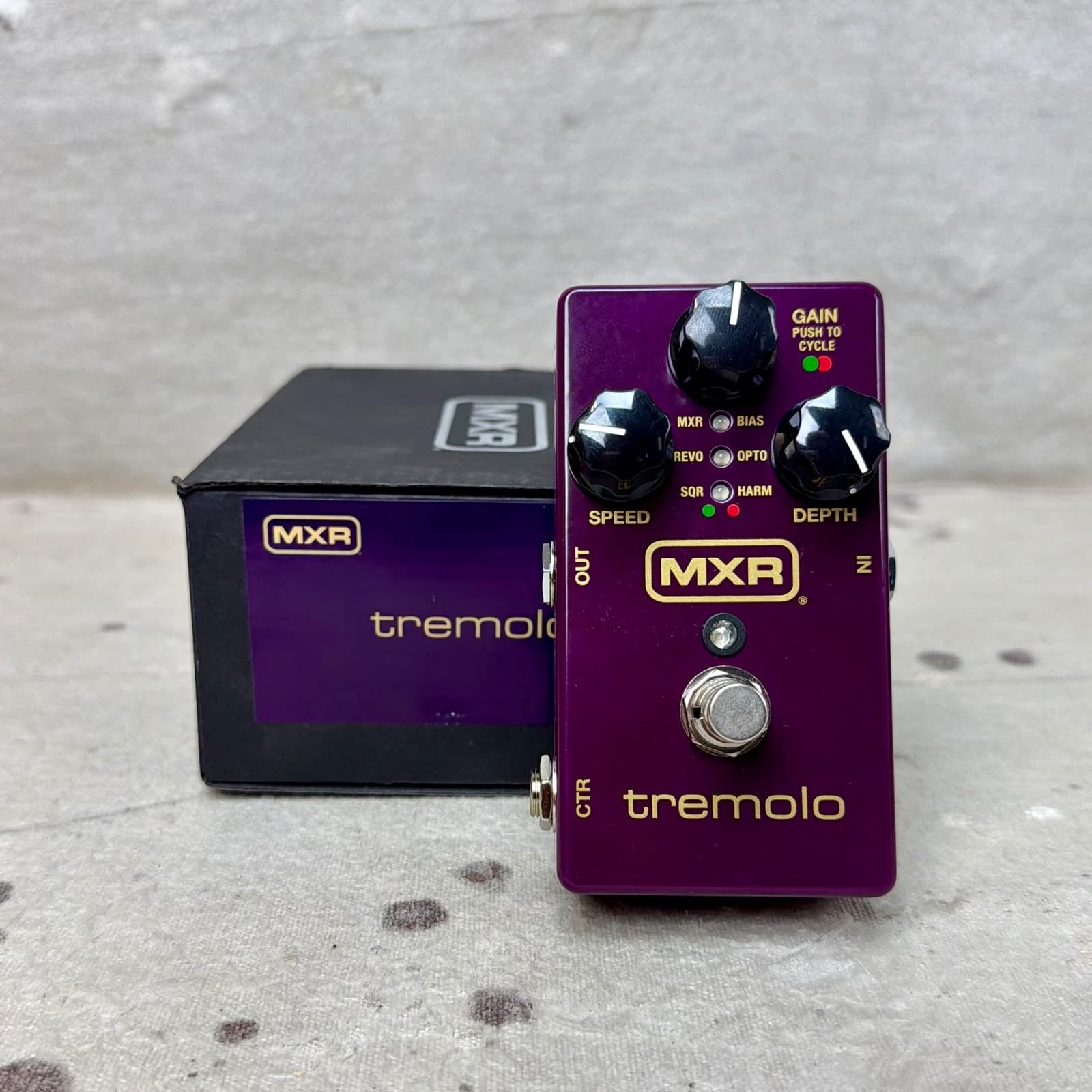 MXR M-305 NOS Open Box MXR Tremolo Guitar Effects Pedal M305