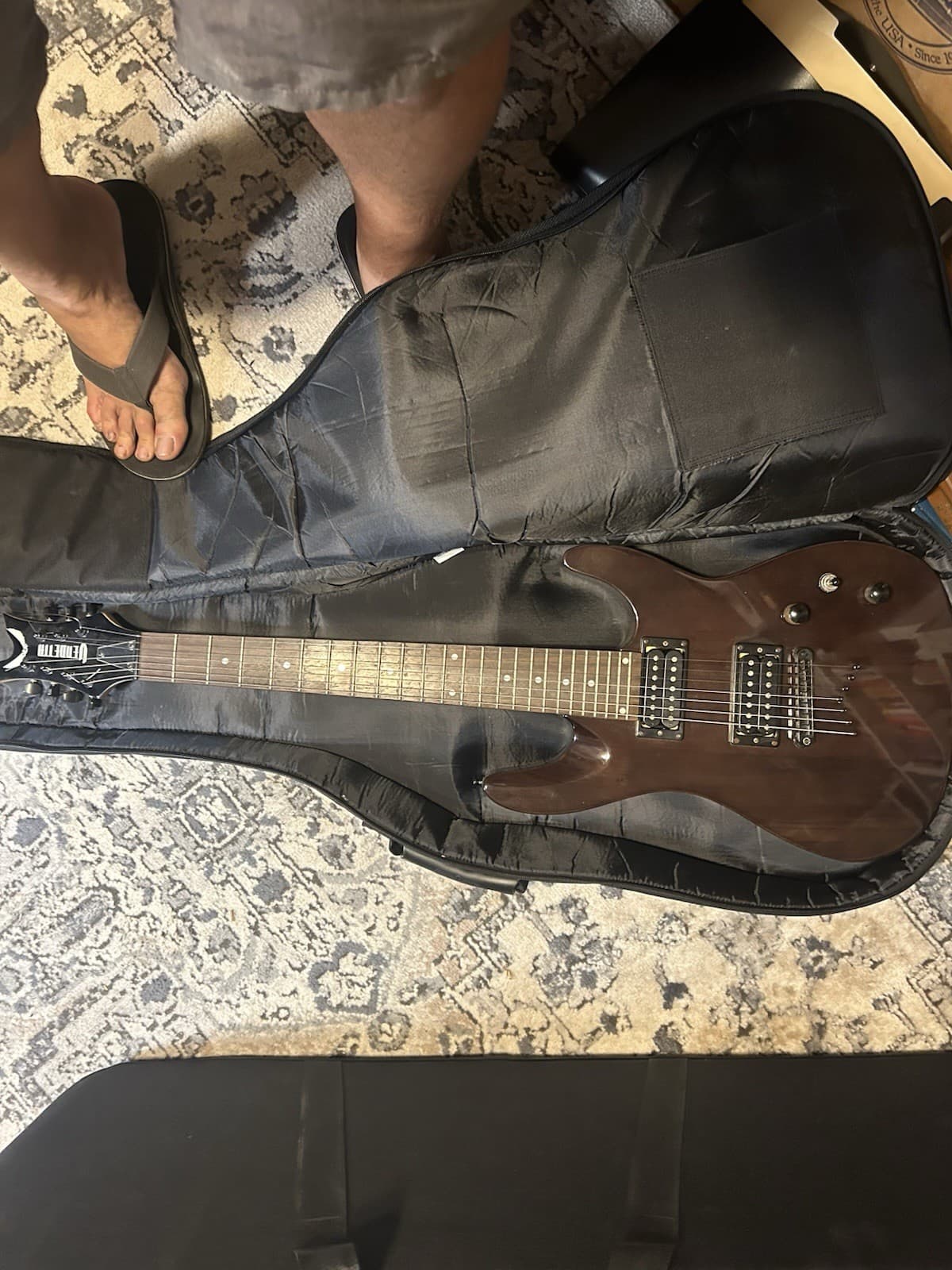 Dean Vendetta Electric Guitar Brown Satin 7 String Road Runner Case