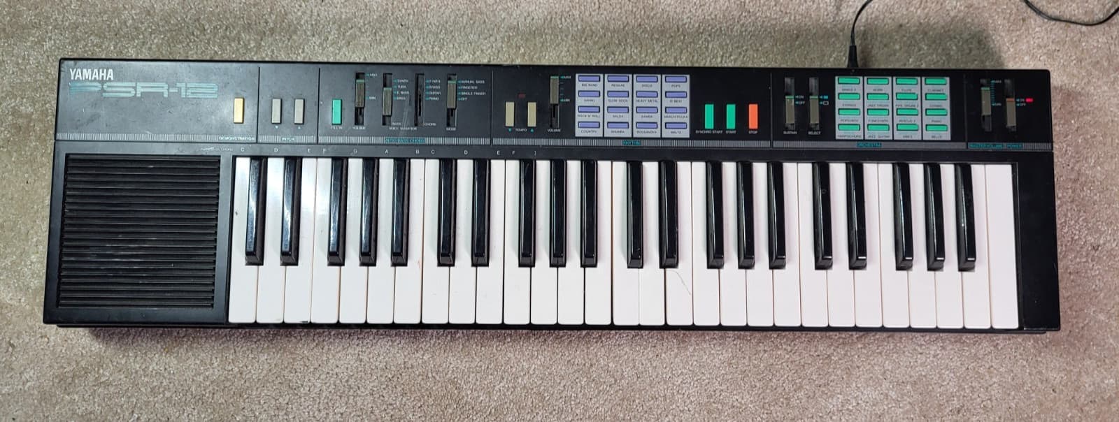 Vintage Yamaha PSR-12 49 Key Keyboard Synthesizer Electric Piano w Power Supply