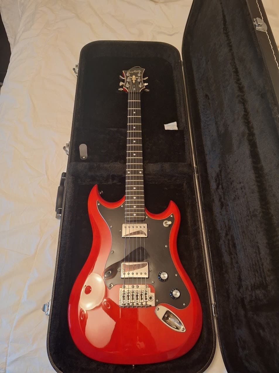 Hagstrom F20T electric guitar