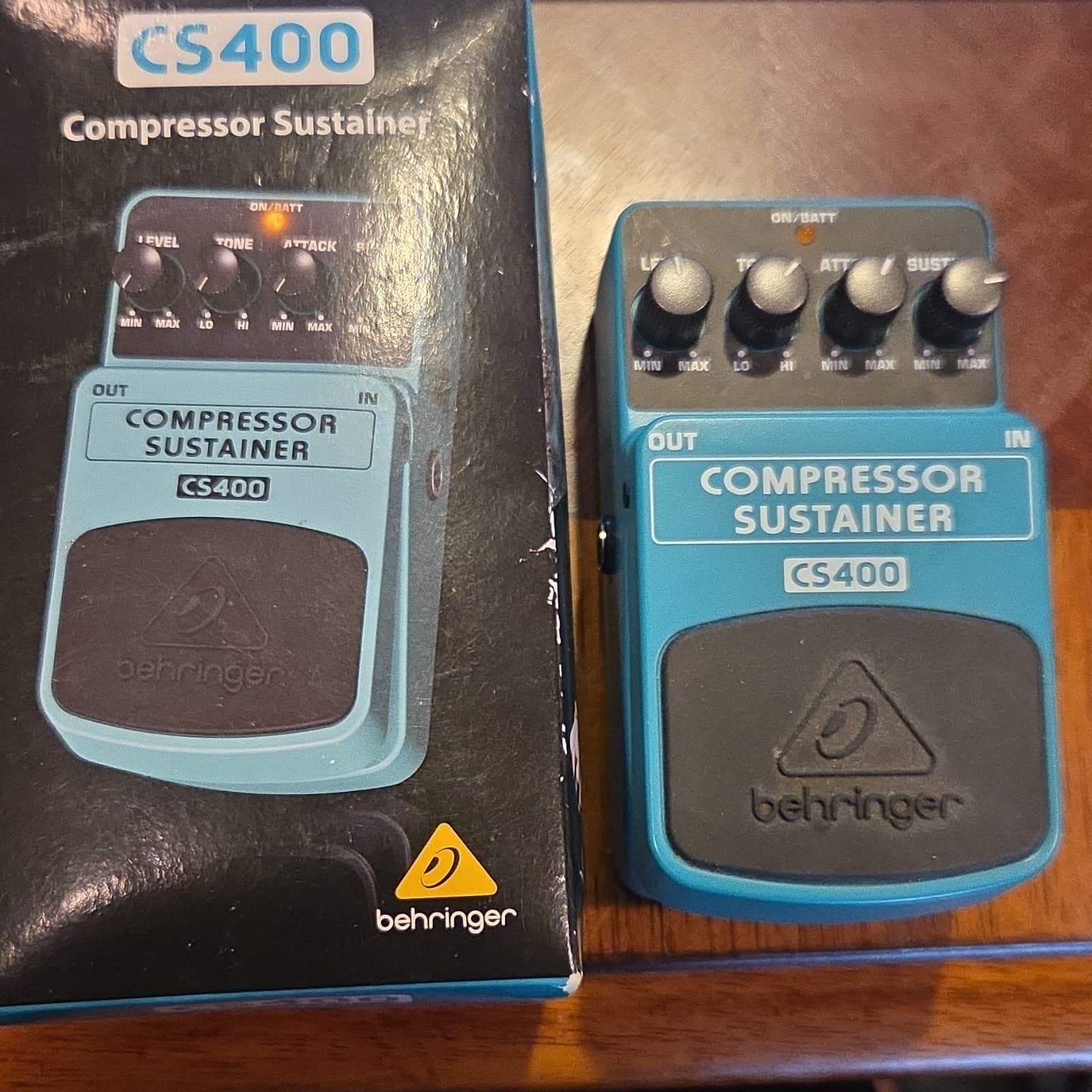 Behringer CS400 Analog Compressor Sustainer Pedal for Electric Guitar
