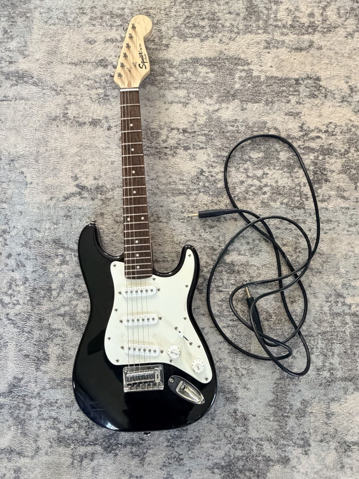 Squier Mini Stratocaster Kid's Electric Guitar - Black Amp Plug Missing 1 String