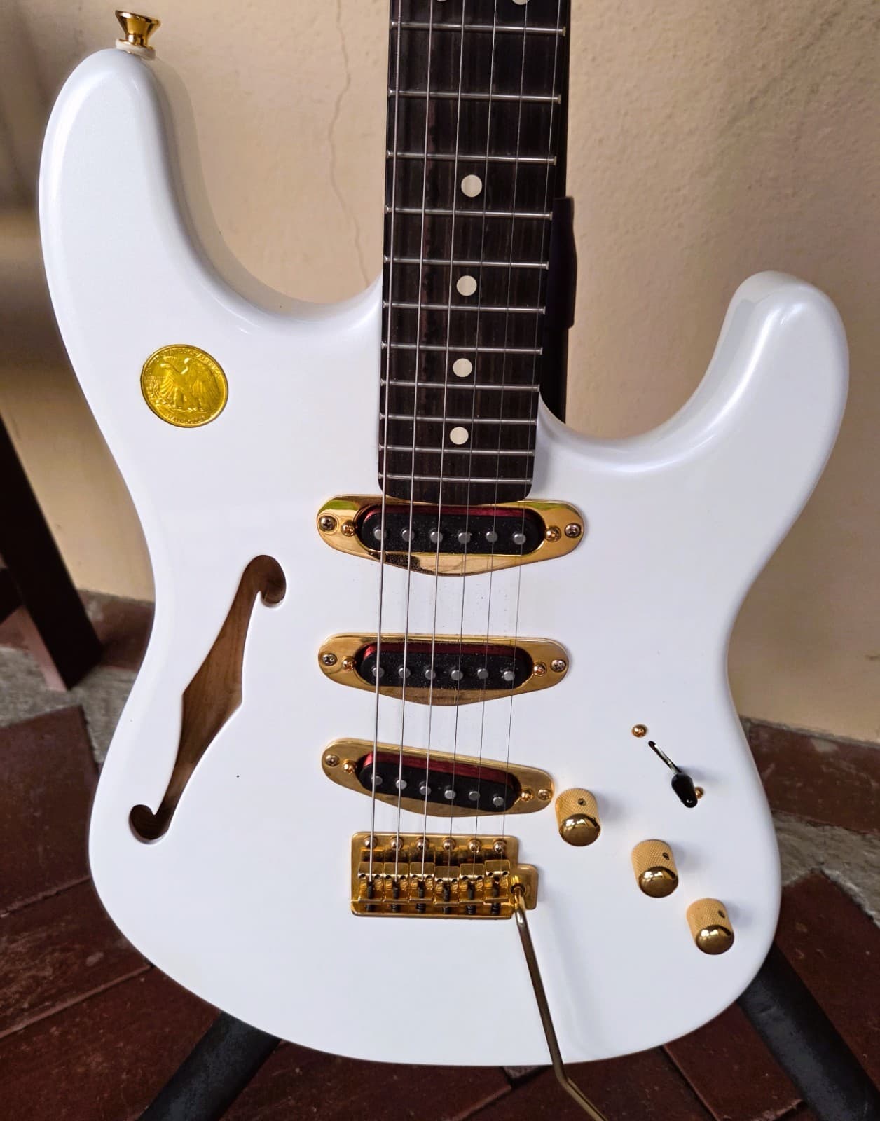 Warmoth Stratocaster Semi-Hollow Guitar Van Zandt Blues Pickups Pearl White wHSC