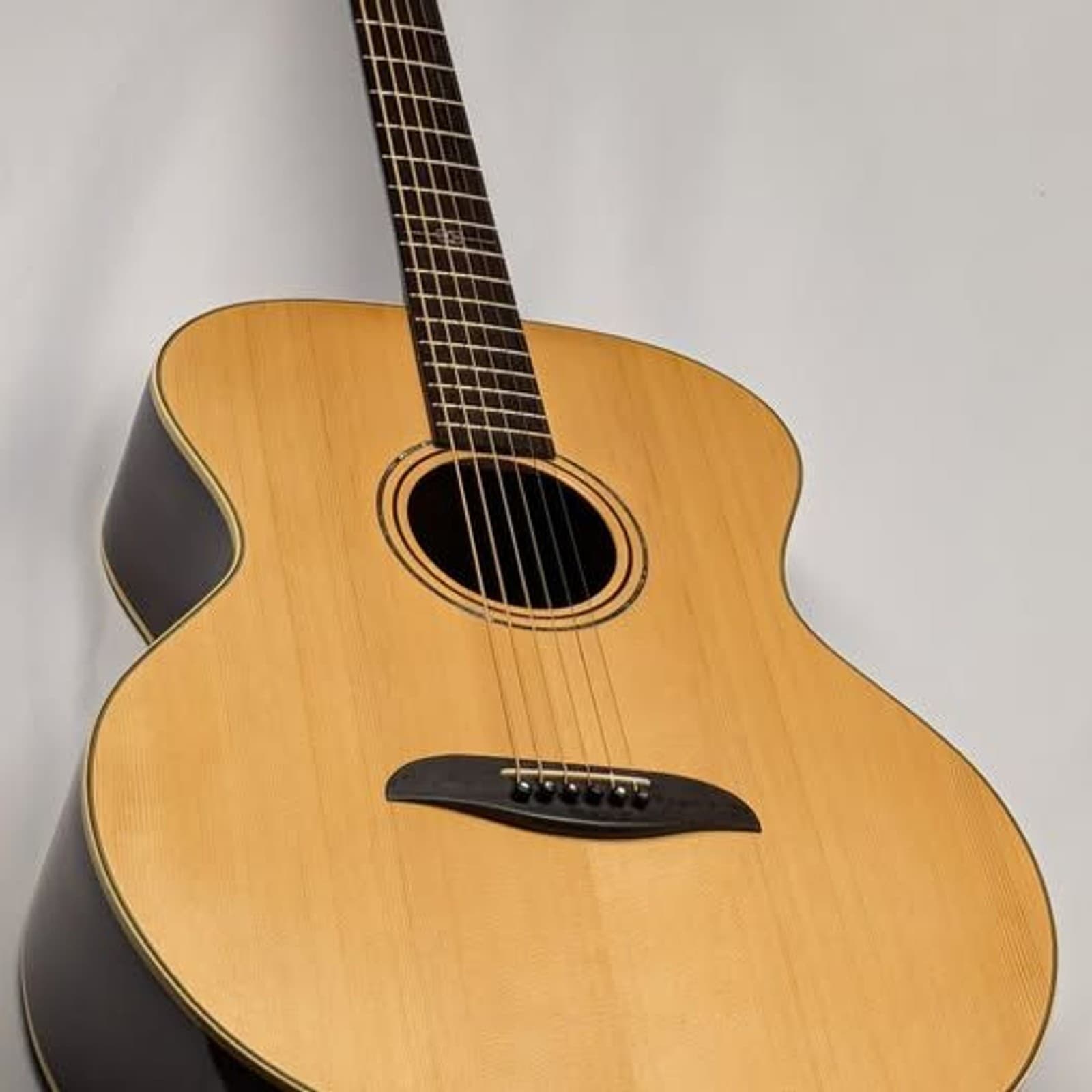 Alvarez Yairi YB70 Acoustic Baritone Guitar Used with premium Hard Case
