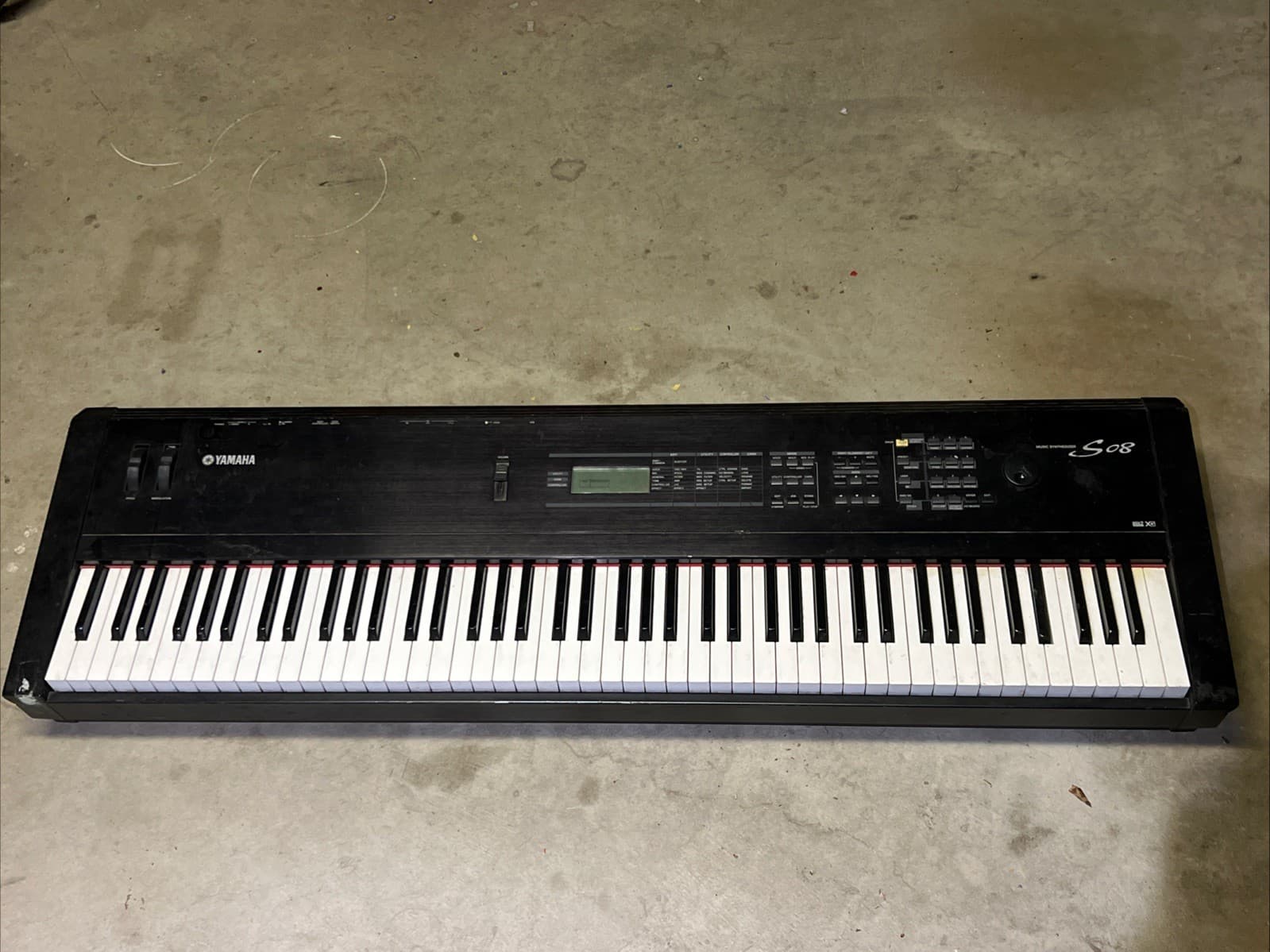 YAMAHA S-08 PROFESSIONAL PIANO SYNTHESIZER KEYBOARD For Parts