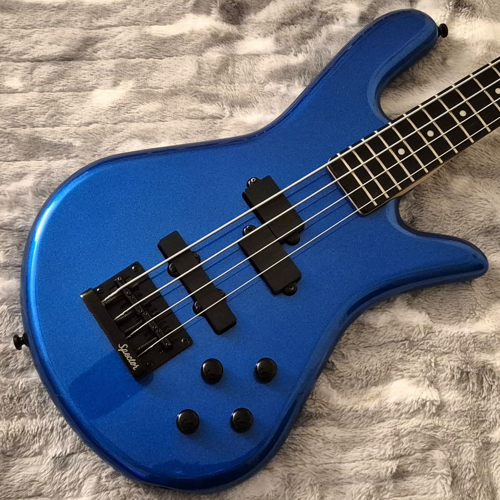 Spector Performer 4 - 4-String Bass - 2020 / Original Run - Metallic Blue - PJ