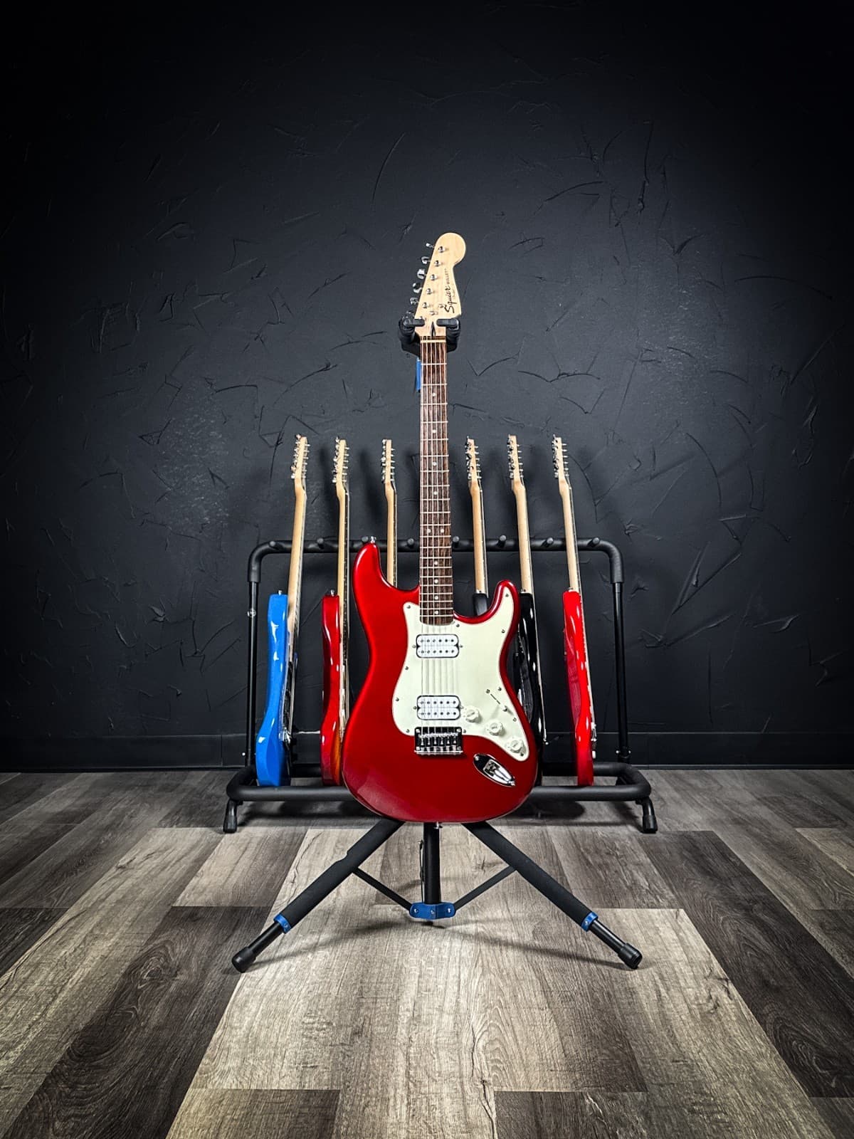 Squier Bullet Stratocaster HH - Candy Apple Red