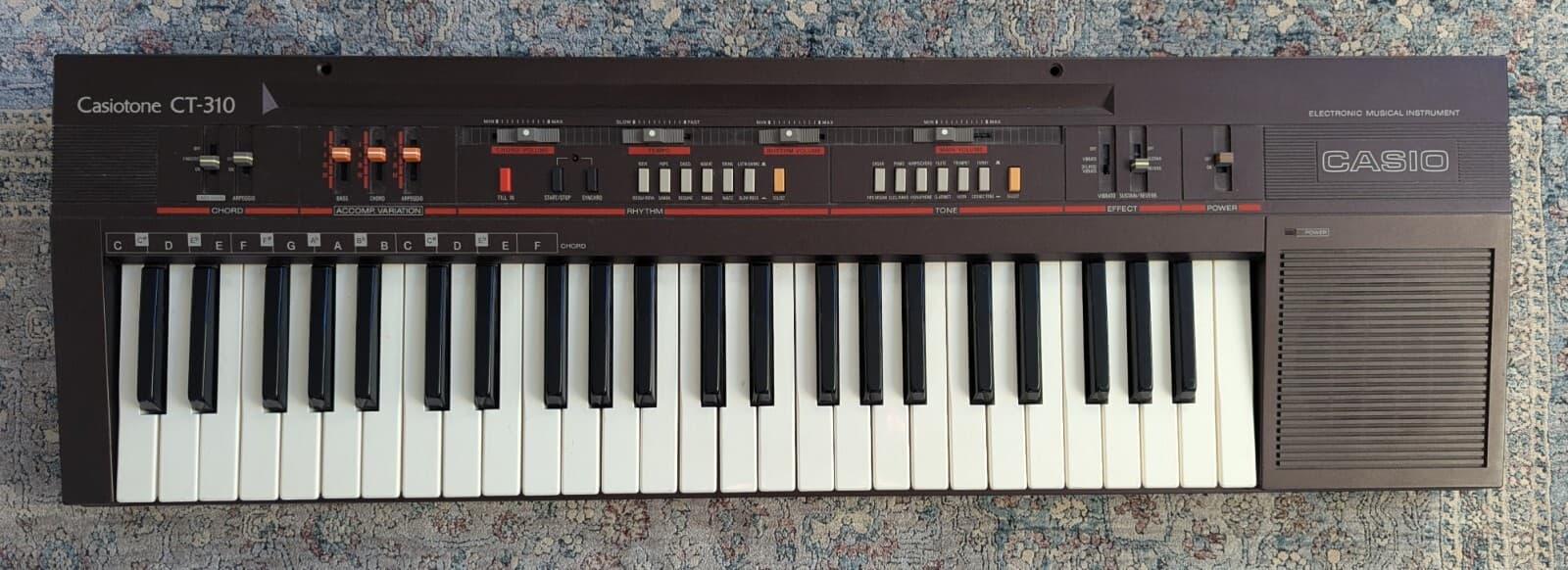 Casio CT-310 Casiotone Vintage Keyboard Synthesizer Piano 49-keys