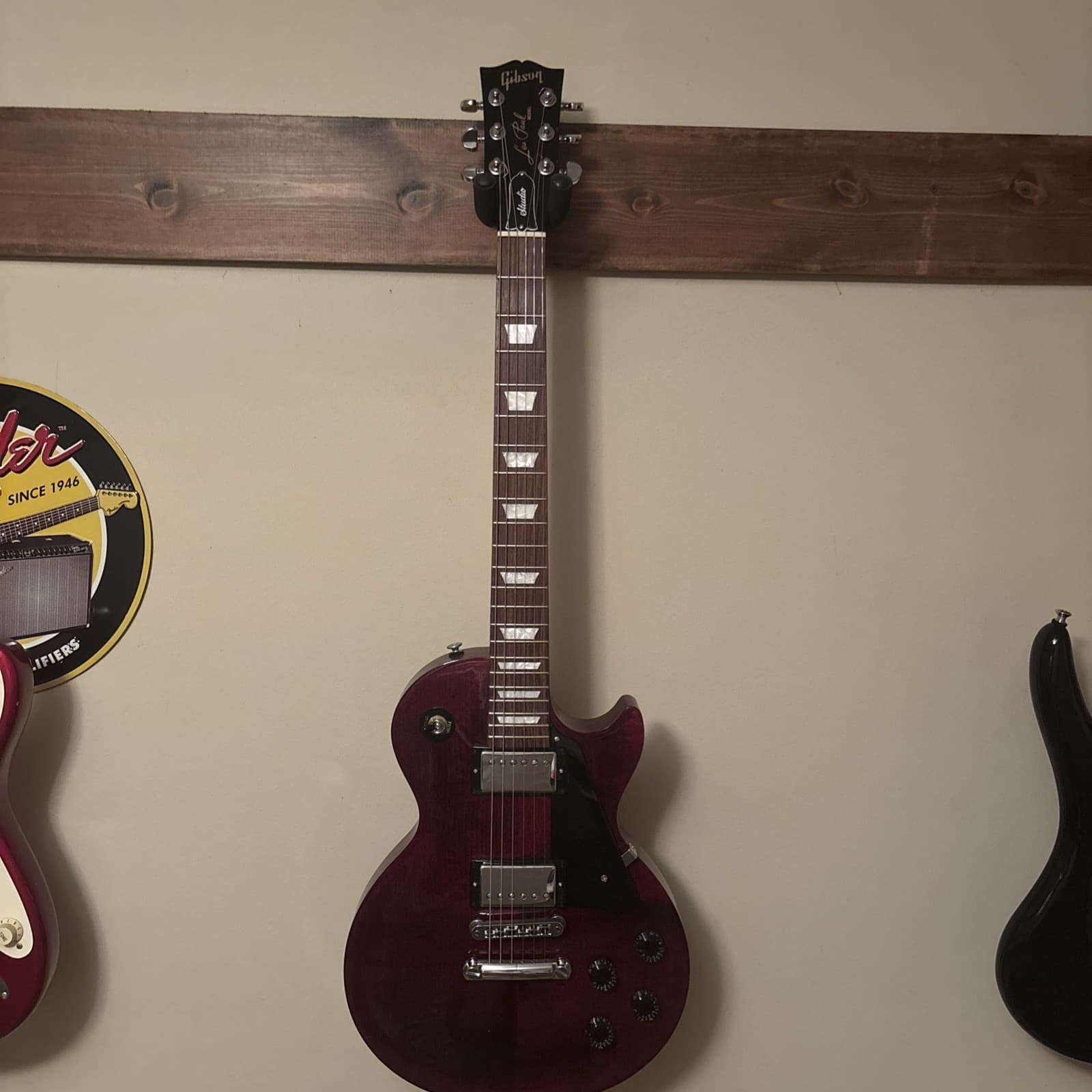 Gibson Les Paul Studio Electric Guitar - Wine Red