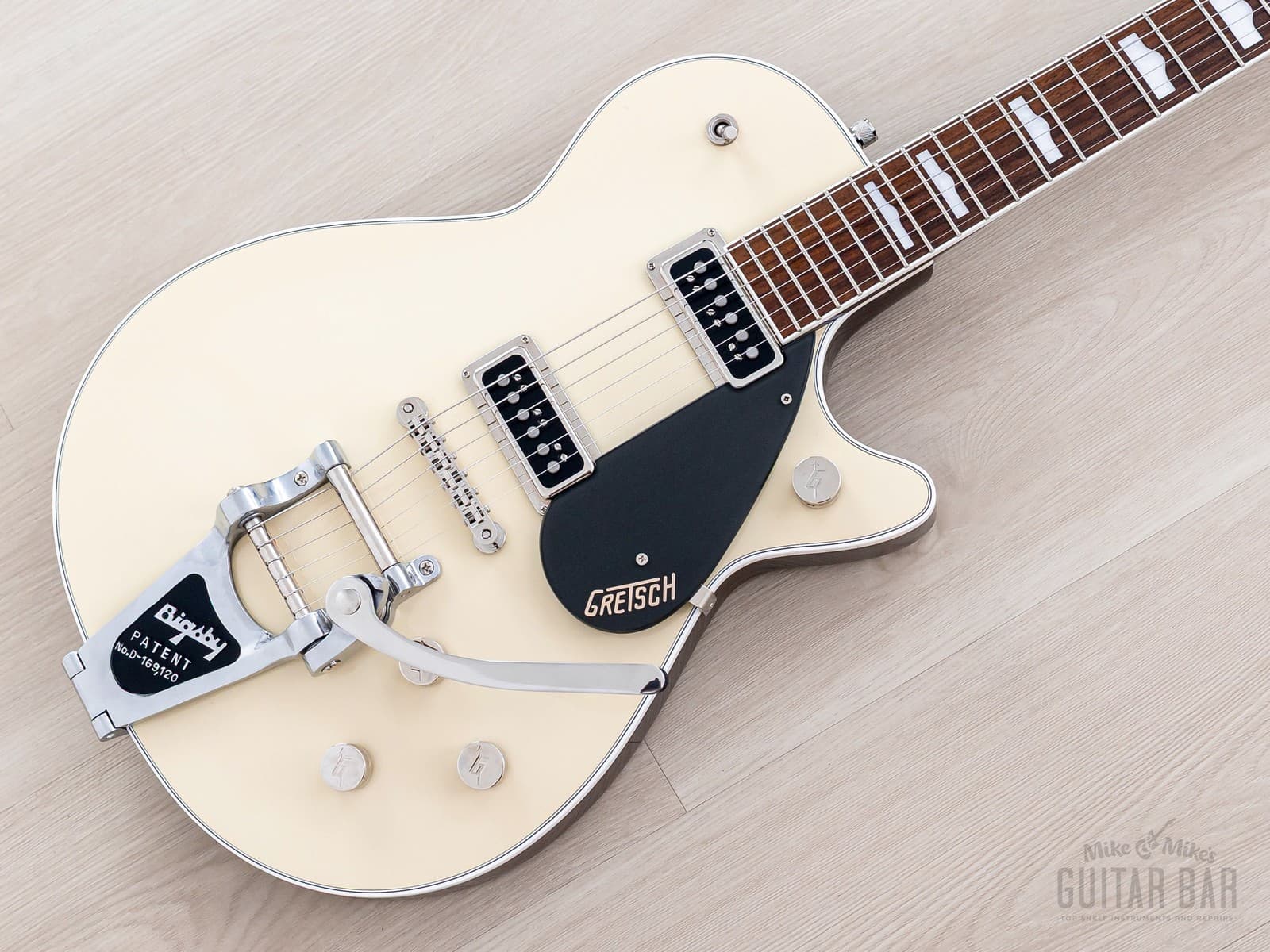 2020 Gretsch G6128TDS Players Edition Jet DS, Near-Mint w/ Case, CoA & Hangtags