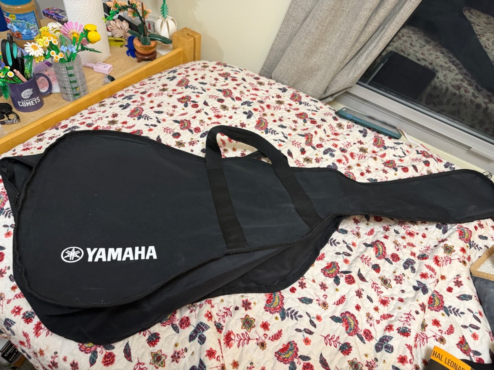 Yamaha F325D 6 String Dreadnought Acoustic Guitar