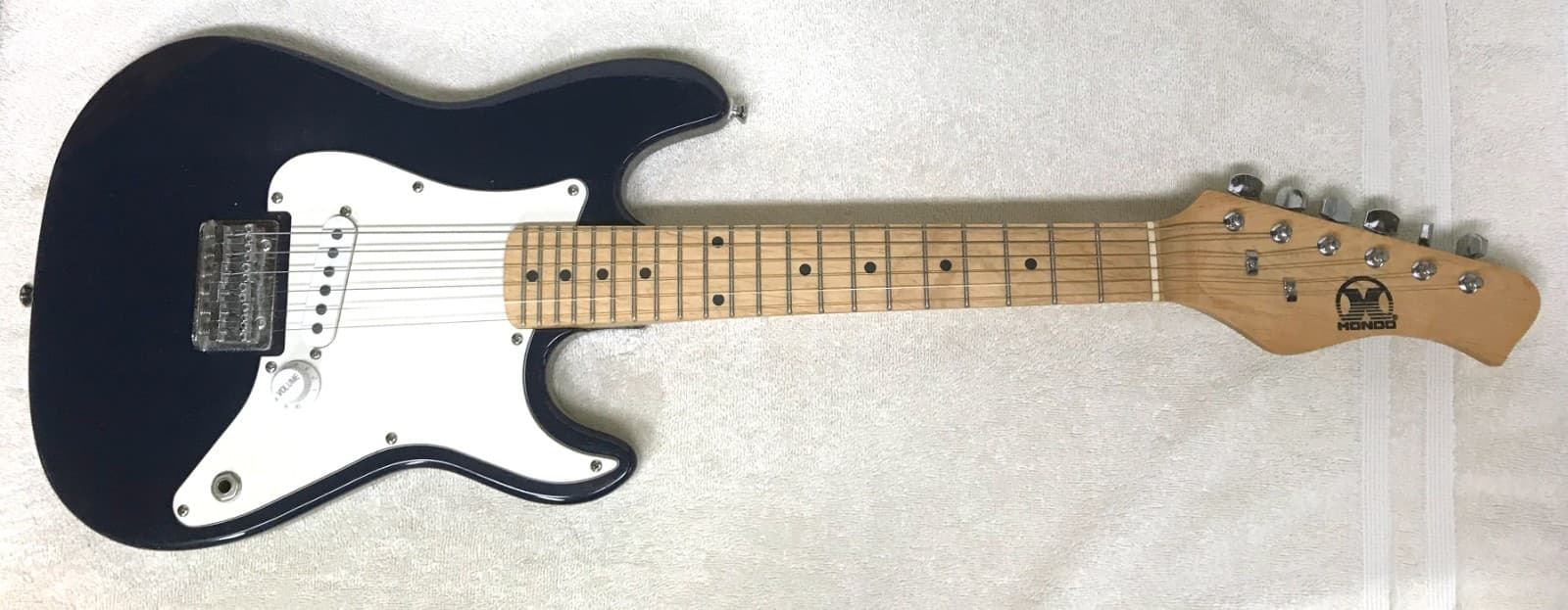 Hondo Mini Strat Electric Guitar - Dark Blue Stratocaster copy about 32"