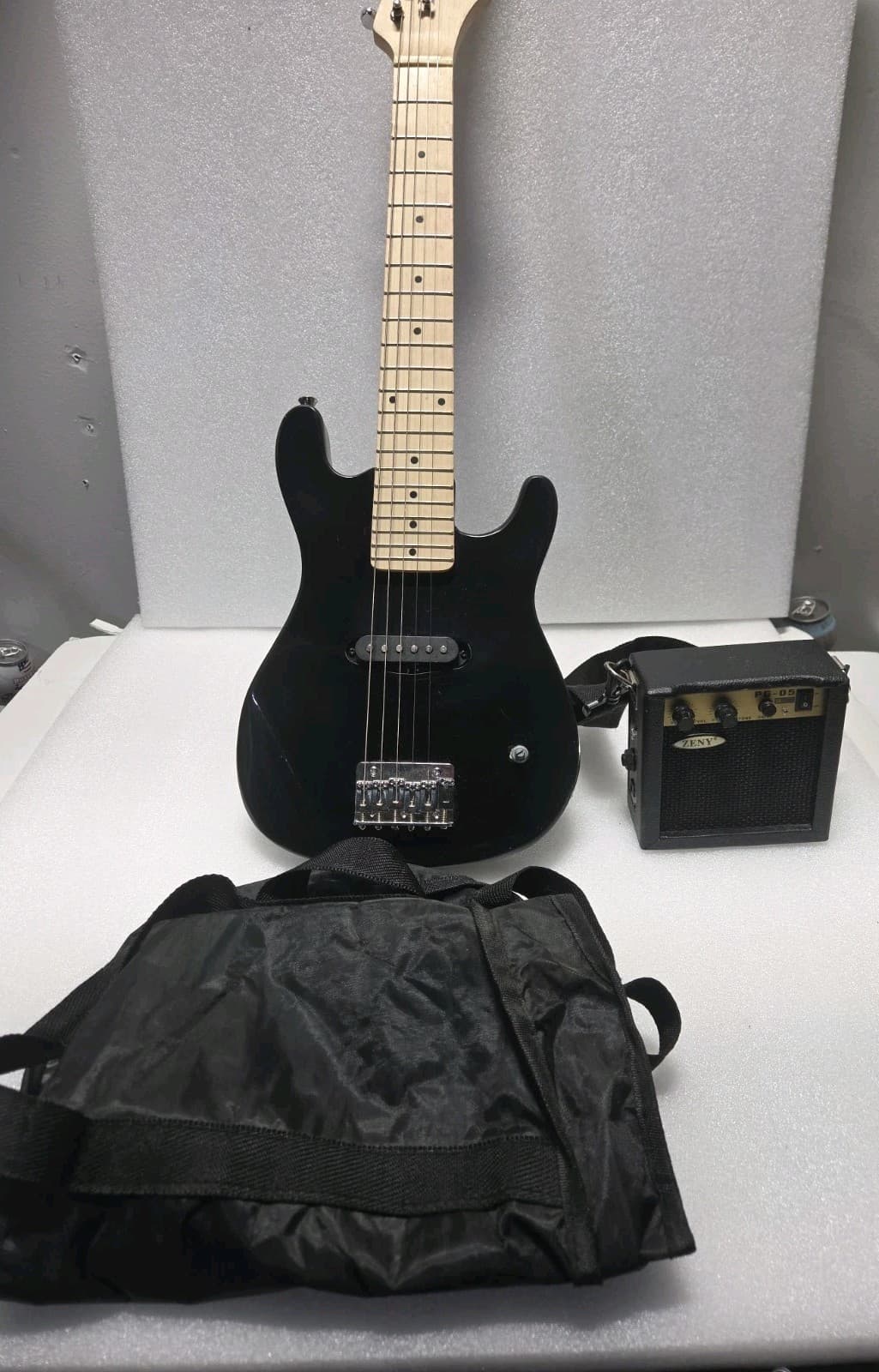 Zeny Black Kids Beginner Electric Guitar With Amp And Carrying Case