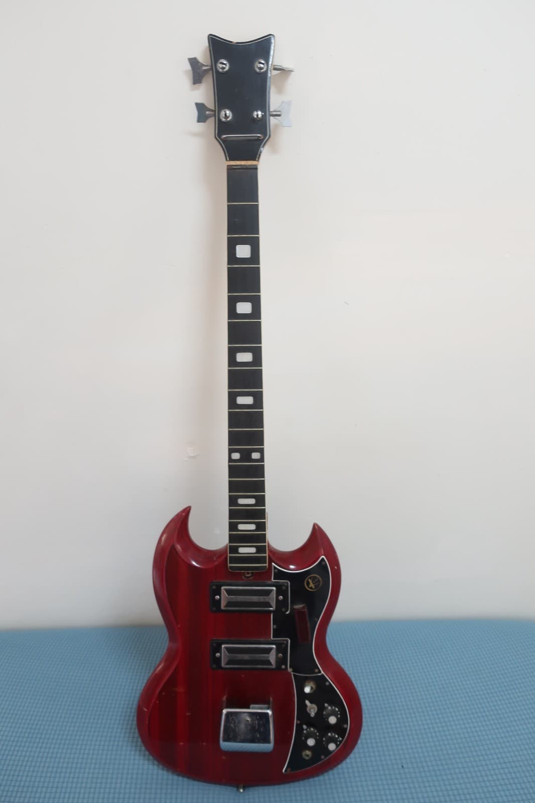 Vintage 1970s Kay SG Bass Guitar Project Missing Nut Poor Condition