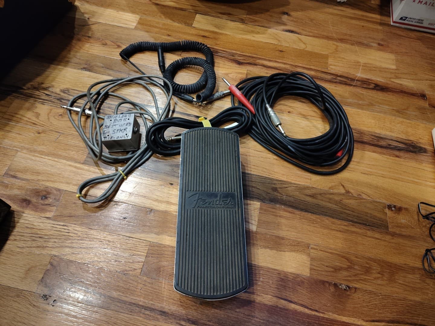 Vintage Fender Guitar Volume Pedal And Cords