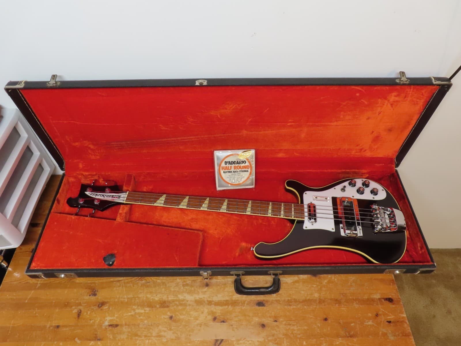 Vintage 1972 Rickenbacker 4001 Jetglo Bass Guitar Checkerboard Bound Nice Case!