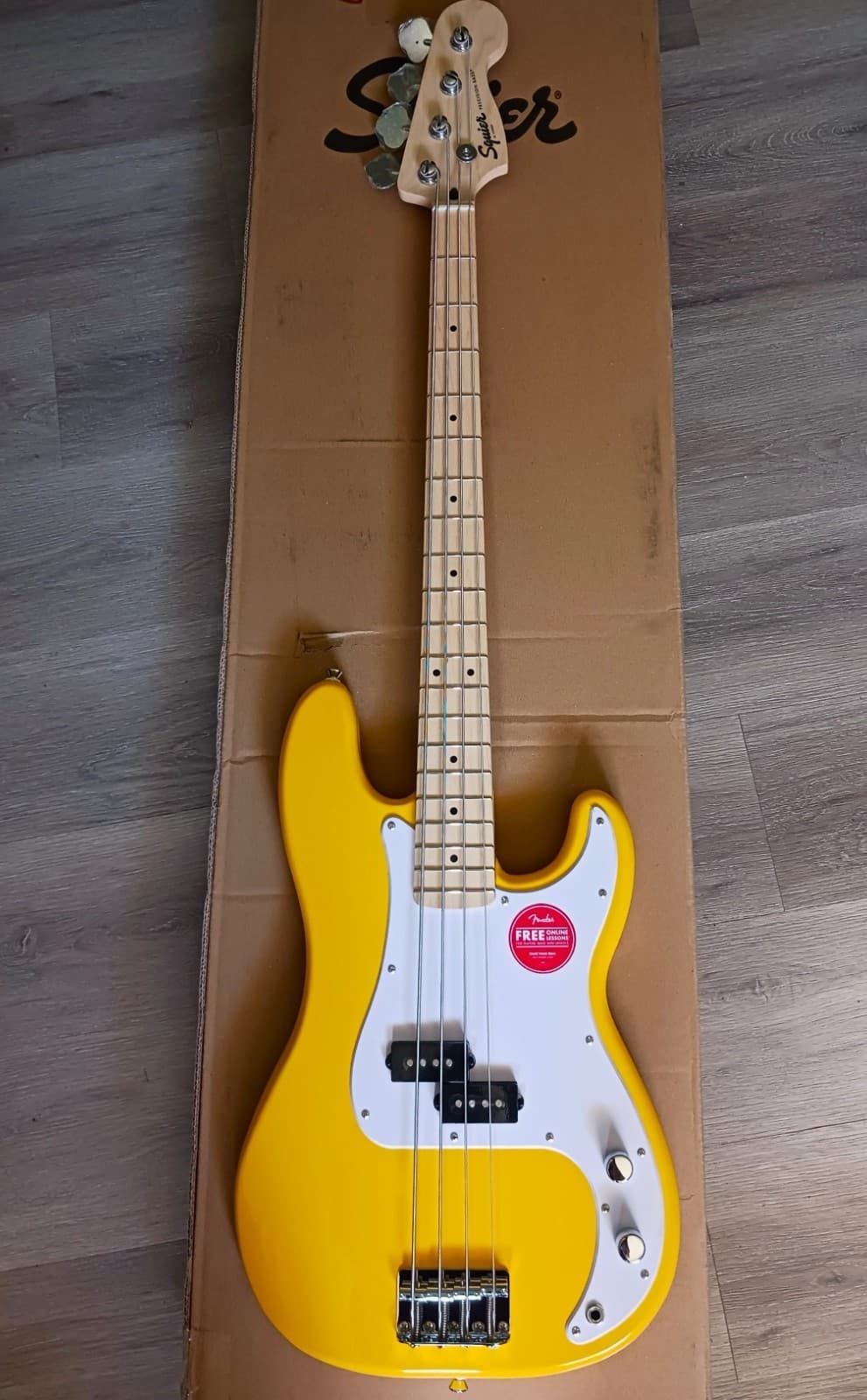 Squier Sonic Precision Bass - Graffiti Yellow