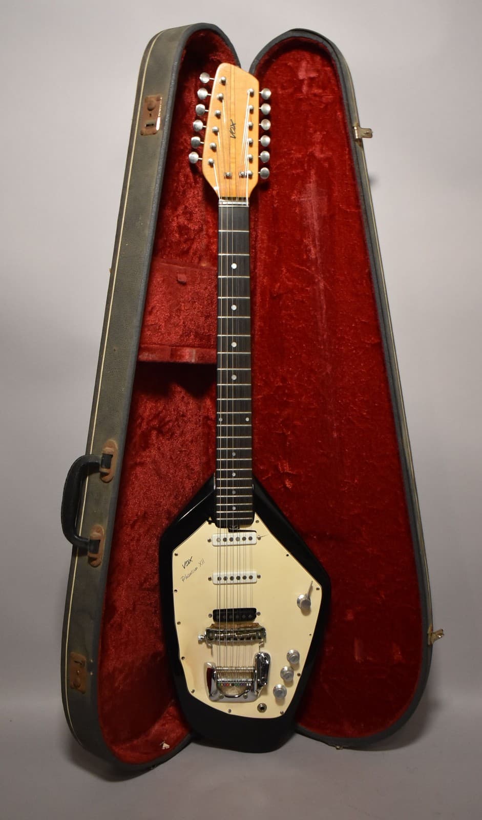 1960s Vox Phantom XII V-246 12-String Electric Guitar Italy Black w/OHSC