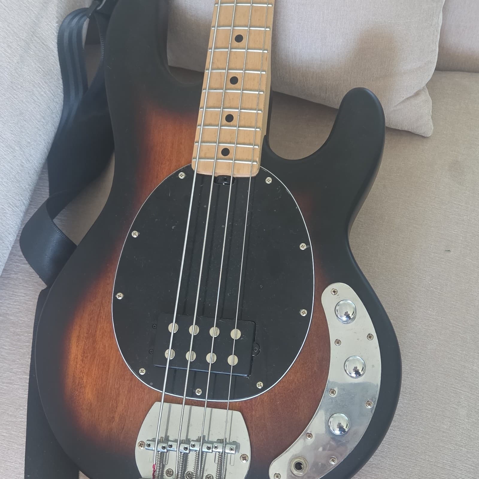 Sterling by Music Man StingRay SUB Series 4-String Solid Body Bass Sunburst