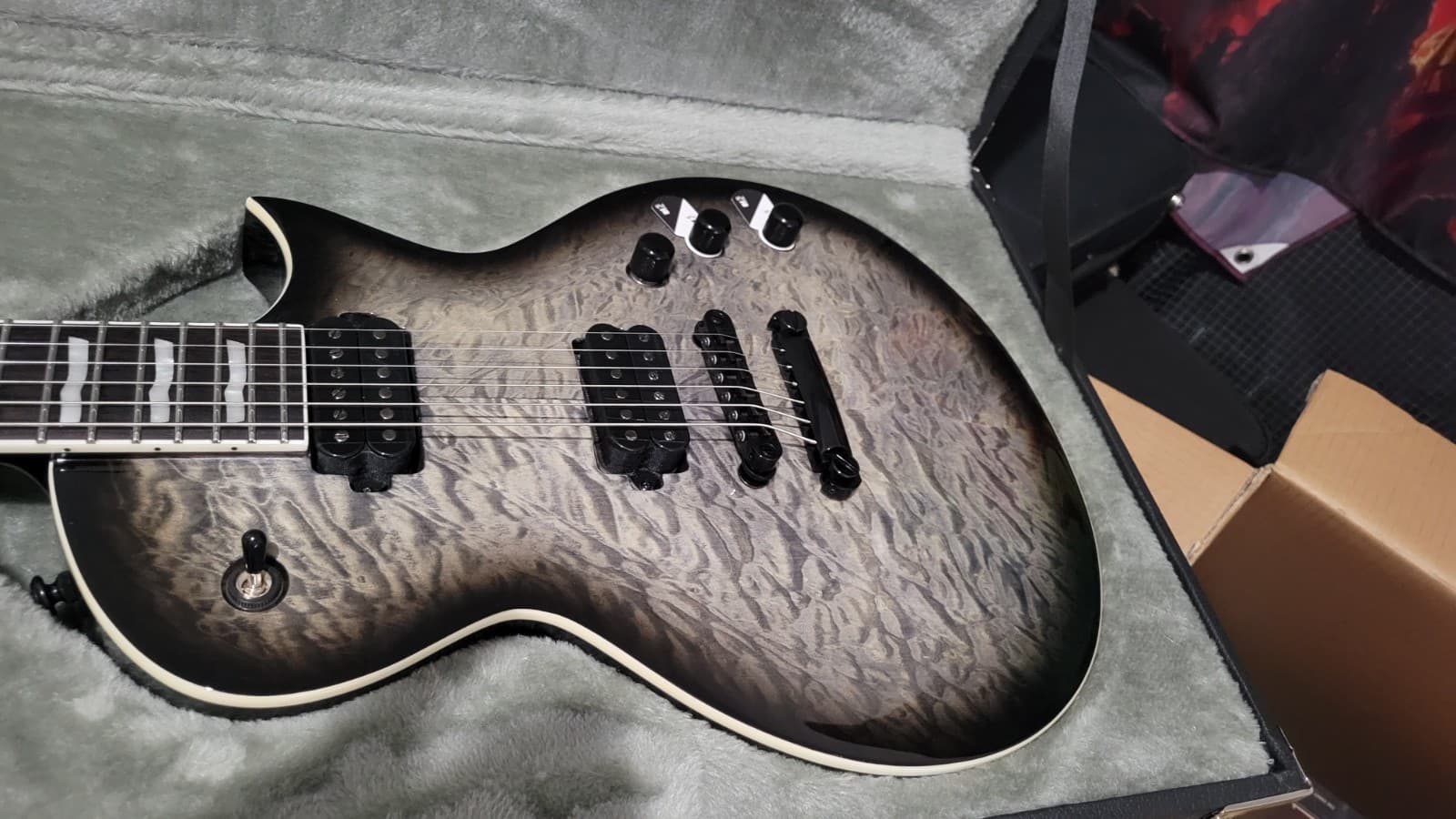 ESP LTD EC-1000T Electric Guitar - Charcoal Burst with Esp case!