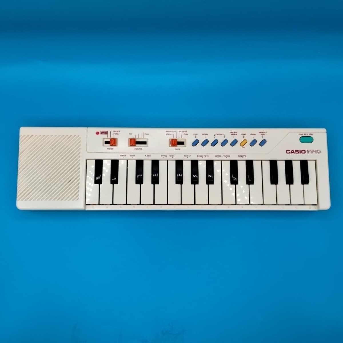 Vintage CASIO PT-10 Mini Keyboard Synthesizer Piano Synth SEE VIDEO & READ