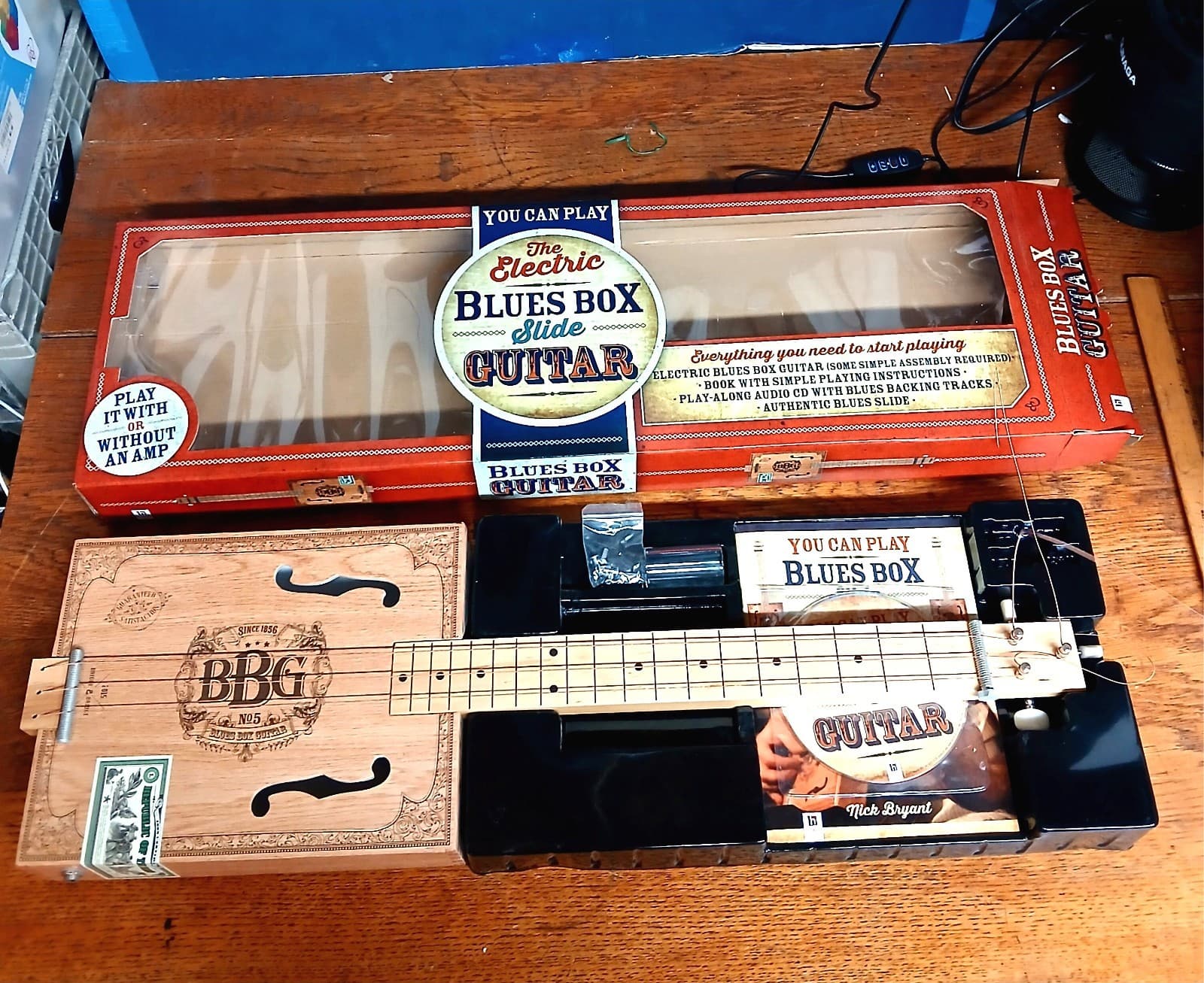 BBG Electric Blues Box Slide Guitar Kit w/ Instruction Book & DVD