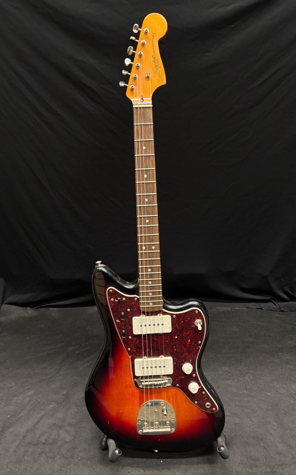 SQUIER BY FENDER JAZZ MASTER WITH CASE (GIG BAG)