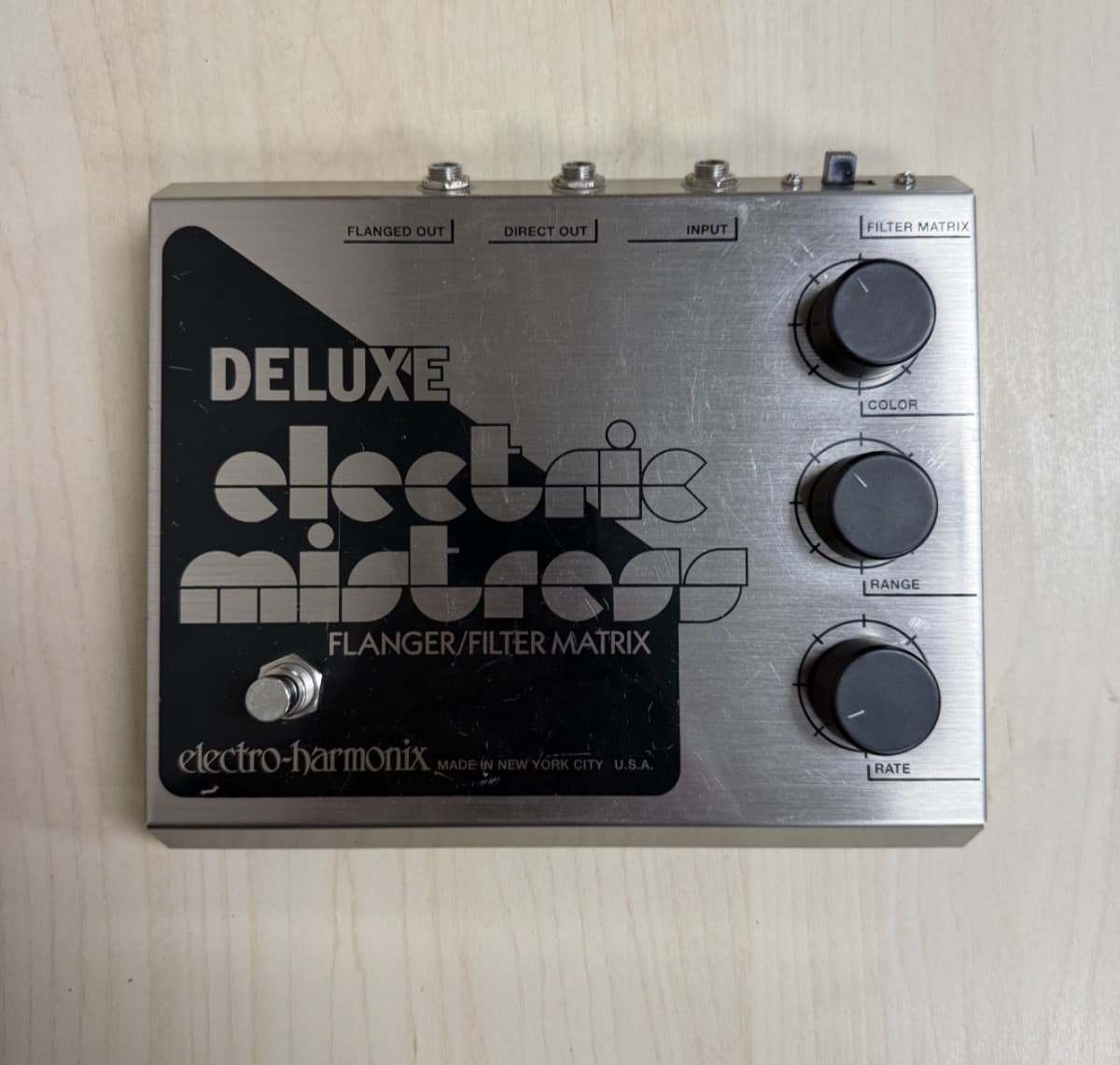 Electro-Harmonix Deluxe Electric Mistress Flanger Guitar Effect Pedal V5