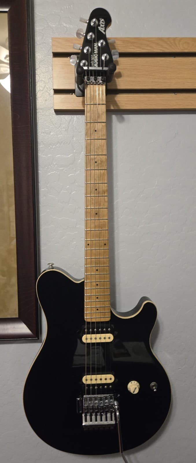 Ernie Ball Music Man Axis Electric Guitar 2000