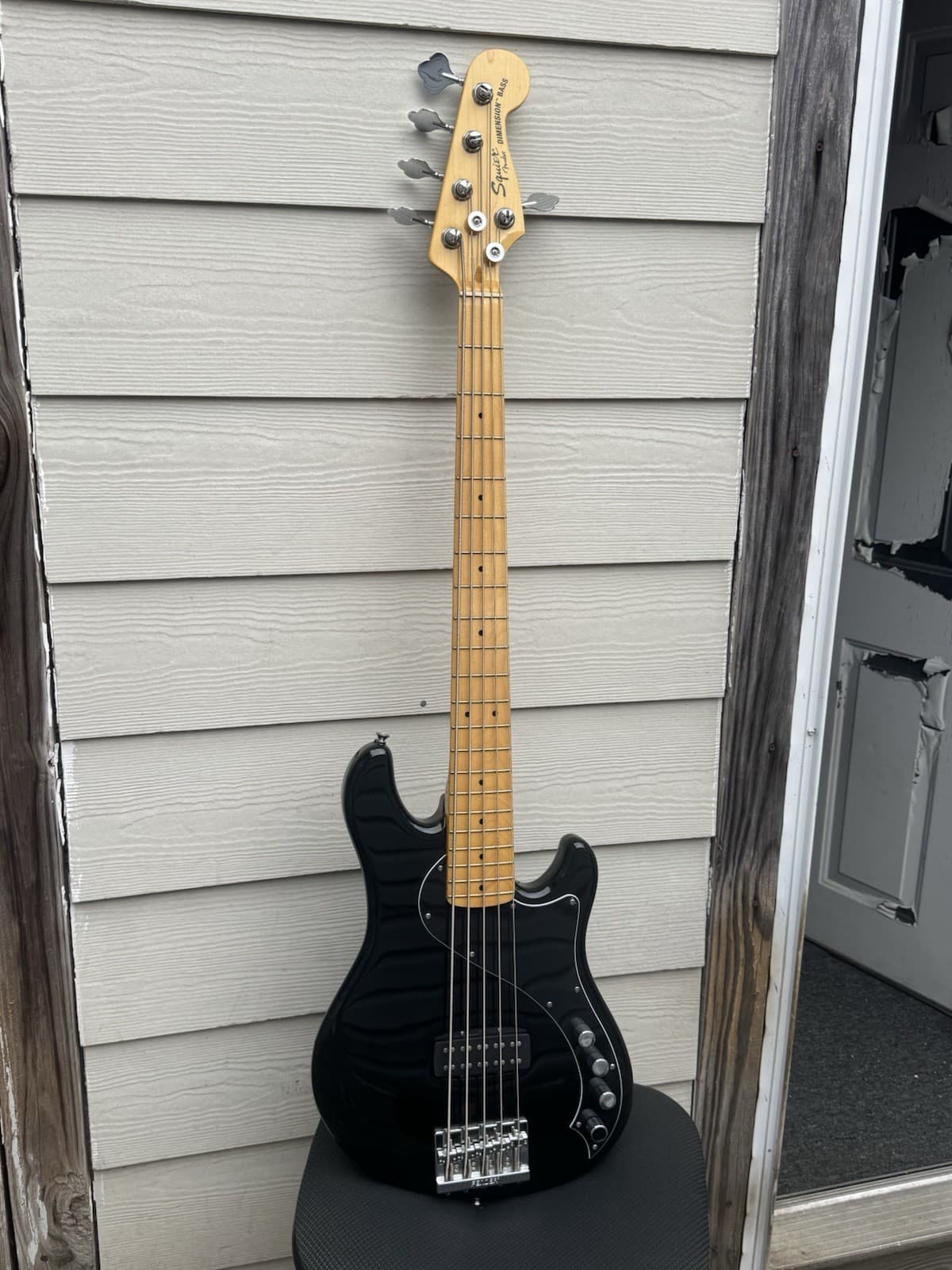 Fender Squier Dimension V Deluxe Bass Guitar