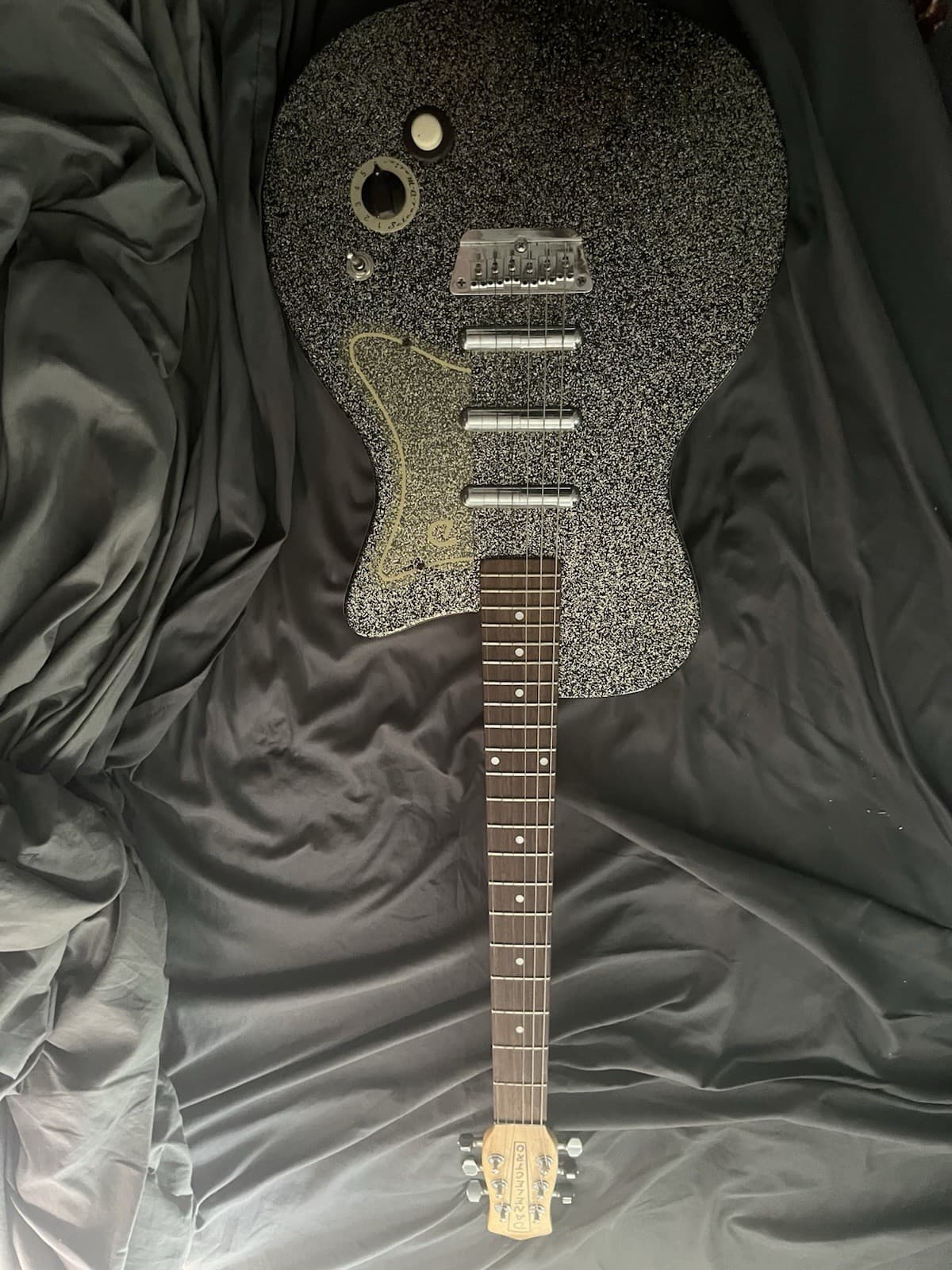 Danelectro Electric Guitar Silver Solid Body 6 String Rosewood Fretboard