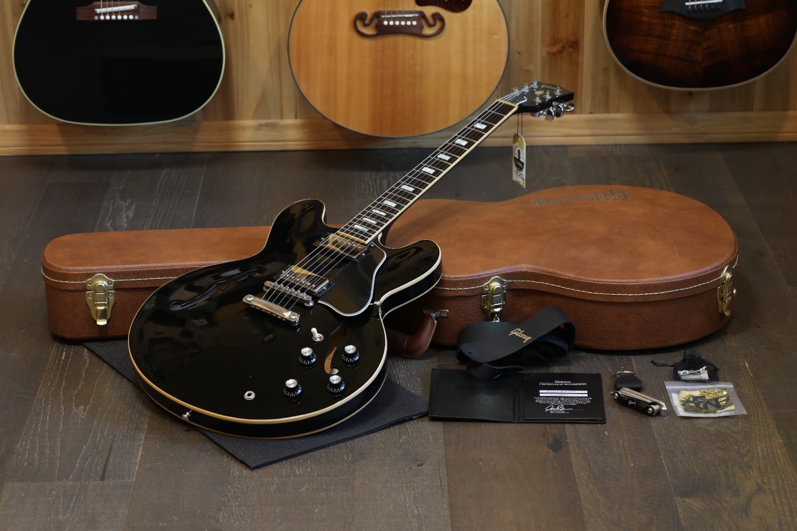 2018 Gibson Memphis ES-335 Semi-Hollow Electric Guitar Black Ebony + COA OHSC