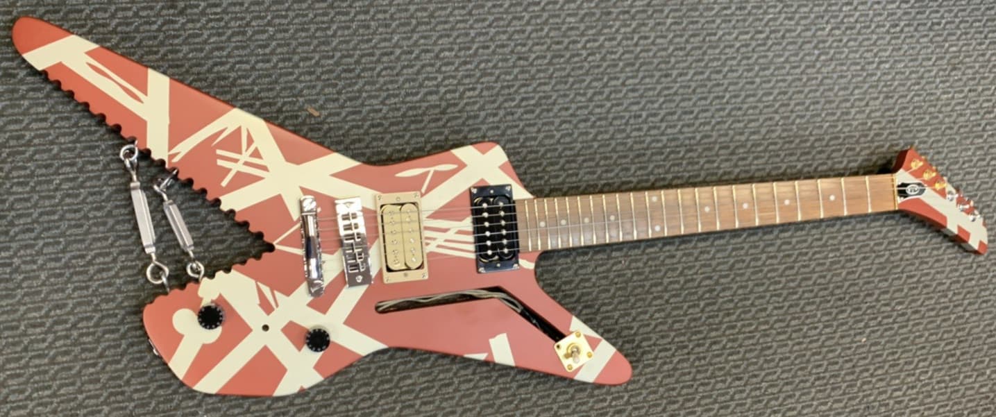EVH Striped series Shark Paul Ferro Burgundy & Silver Stripes (c2)