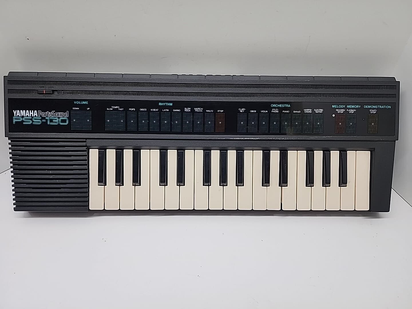 Yamaha Portasound PSS-130 Electronic Keyboard Piano Synthesizer Portable TESTED