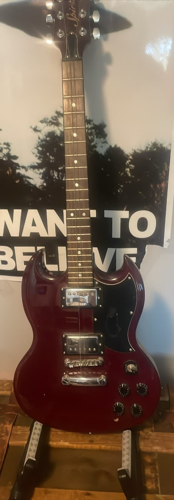 2005 Baldwin by Gibson Spirit SG Electric Guitar heritage cherry