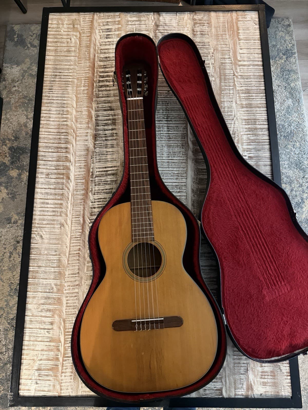 Vintage Martin 00-16c Classical Acoustic Guitar |1962-1988| With Hard Case!