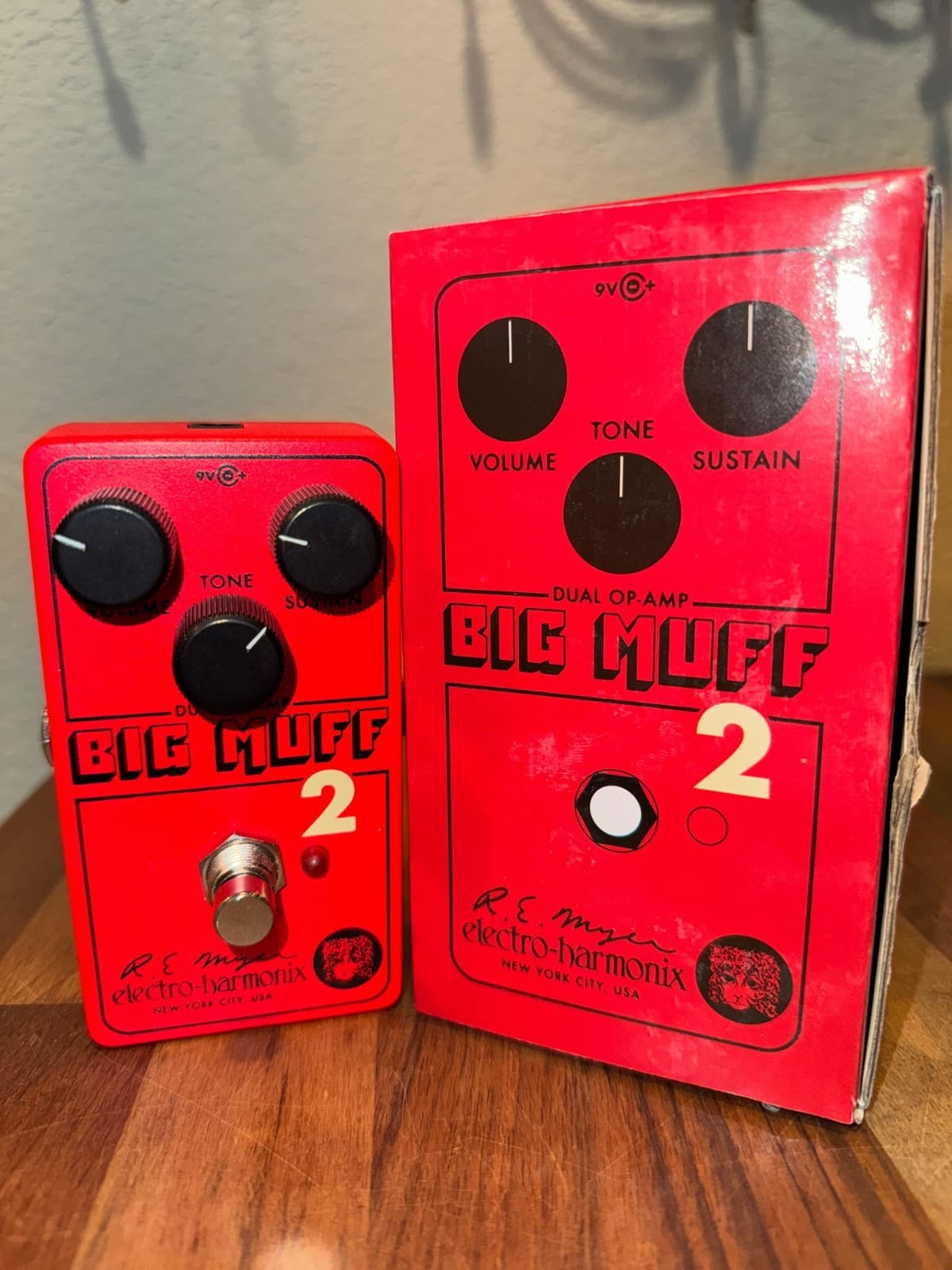 Electro-Harmonix EHX Big Muff Pi 2 Dual OP-AMP Fuzz Guitar Effect Pedal