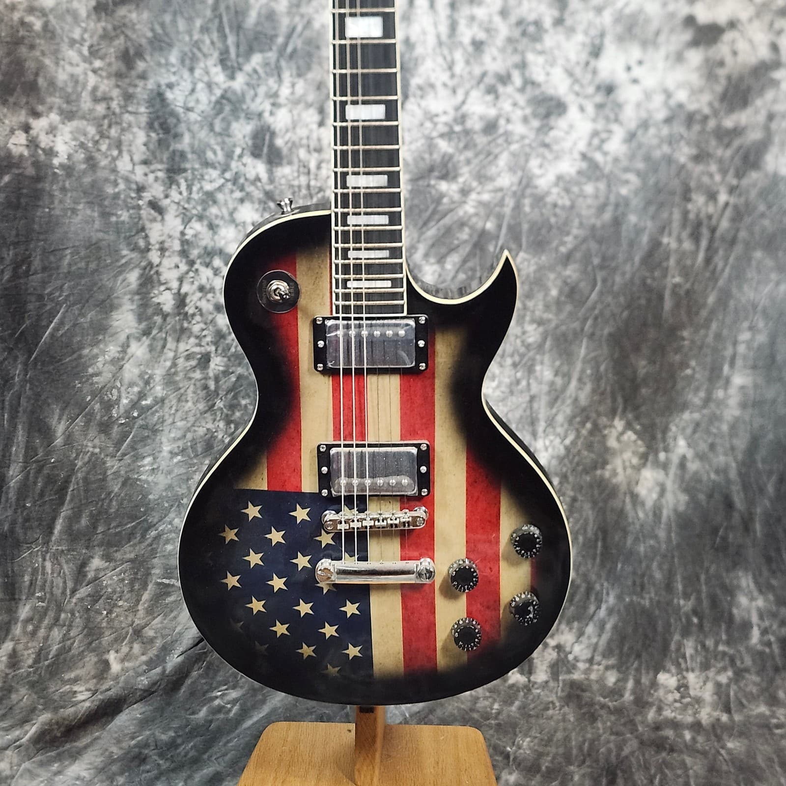 Leo Jaymz American Flag LP