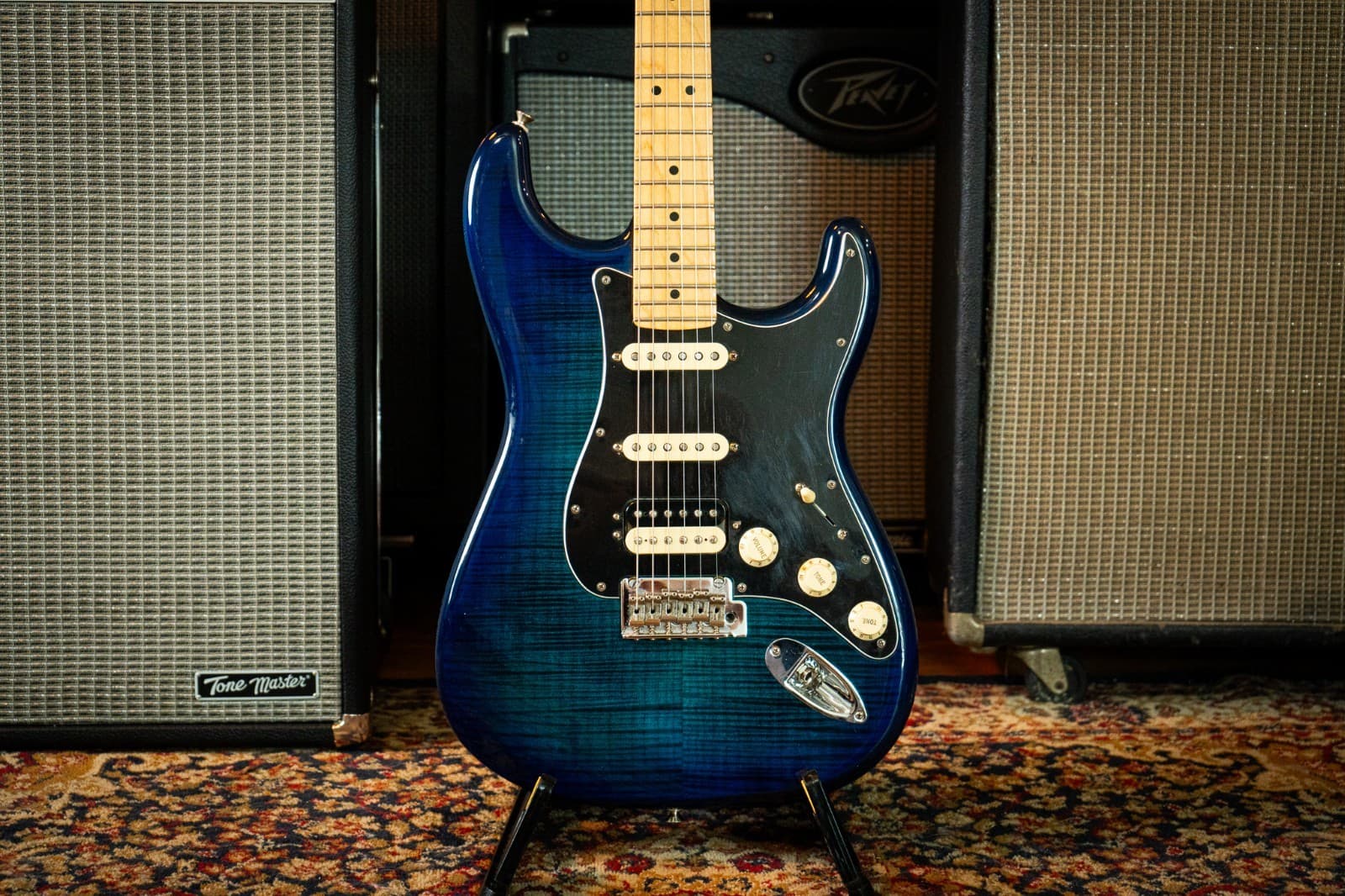 Fender Limited Edition Player Stratocaster HSS Plus Top – 2019 – Blue Burst