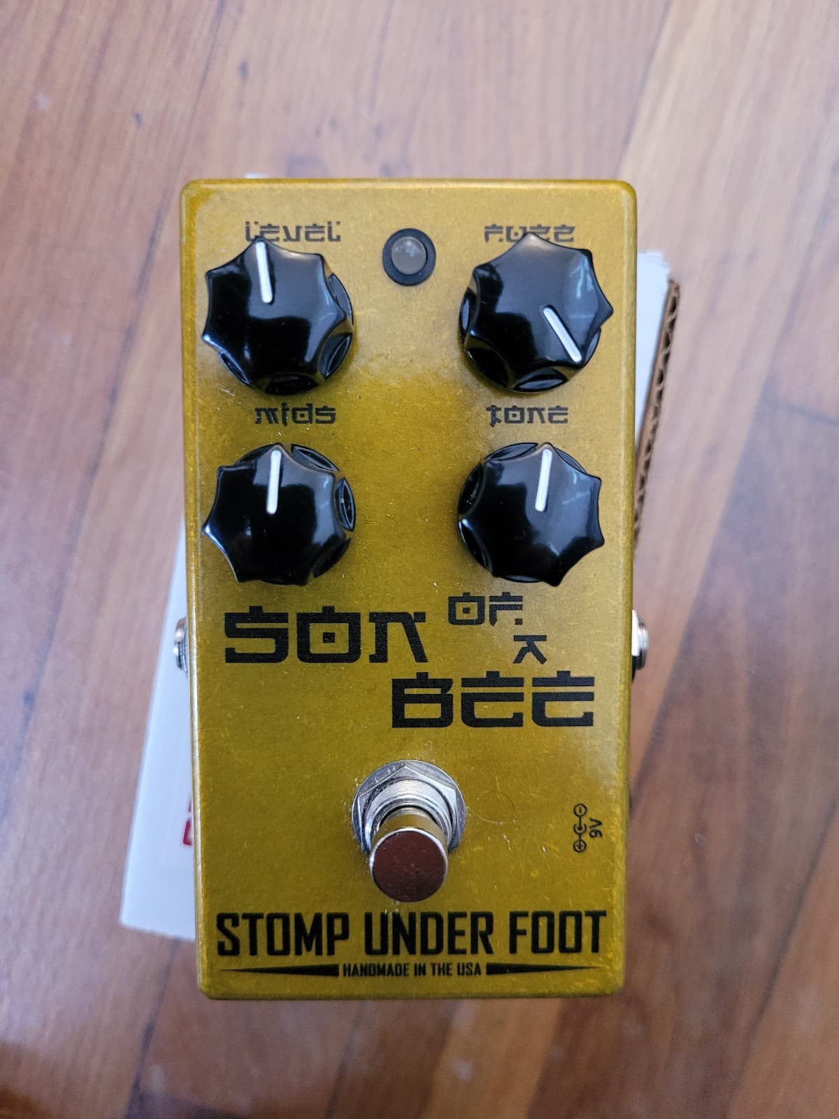 Stomp Under Foot Son of a Bee fuzz guitar effect pedal roland bee baa style SUF