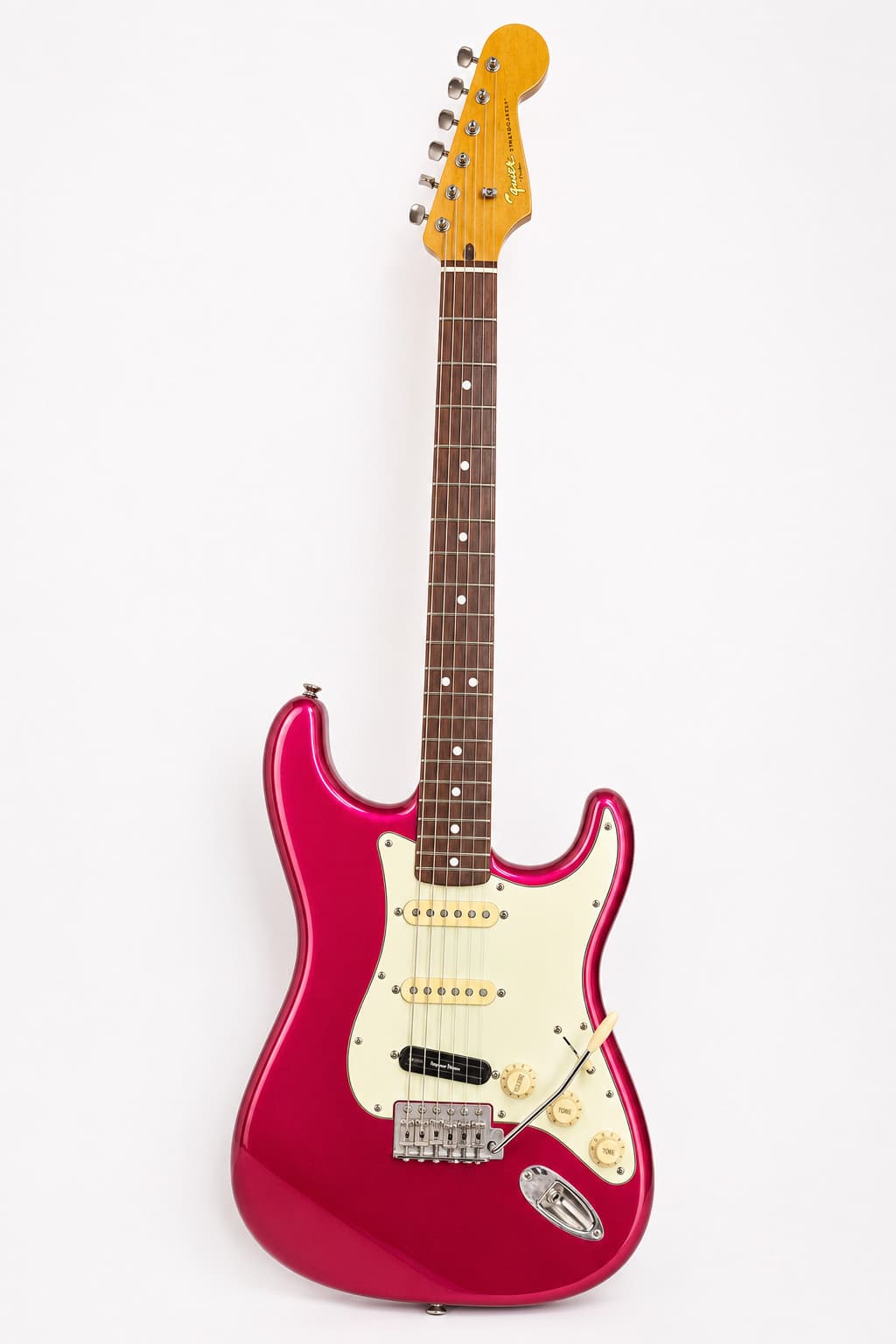 Squier Classic Vibe '60s Stratocaster Electric Guitar Candy Apple Red